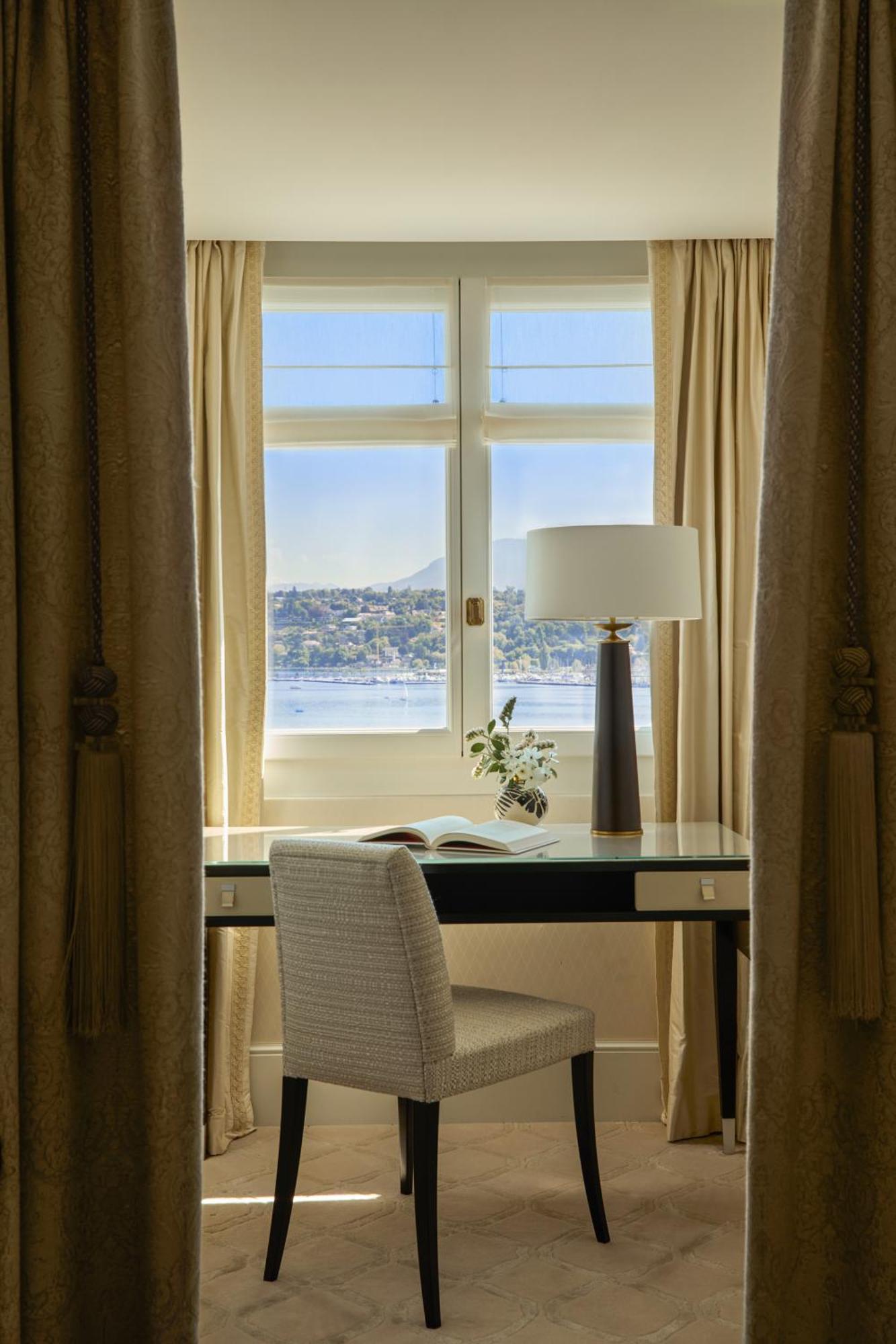King Suite
