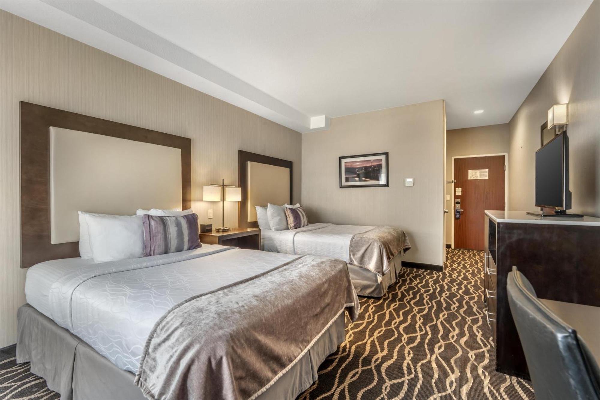 Double Room Two Double Beds Balcony
