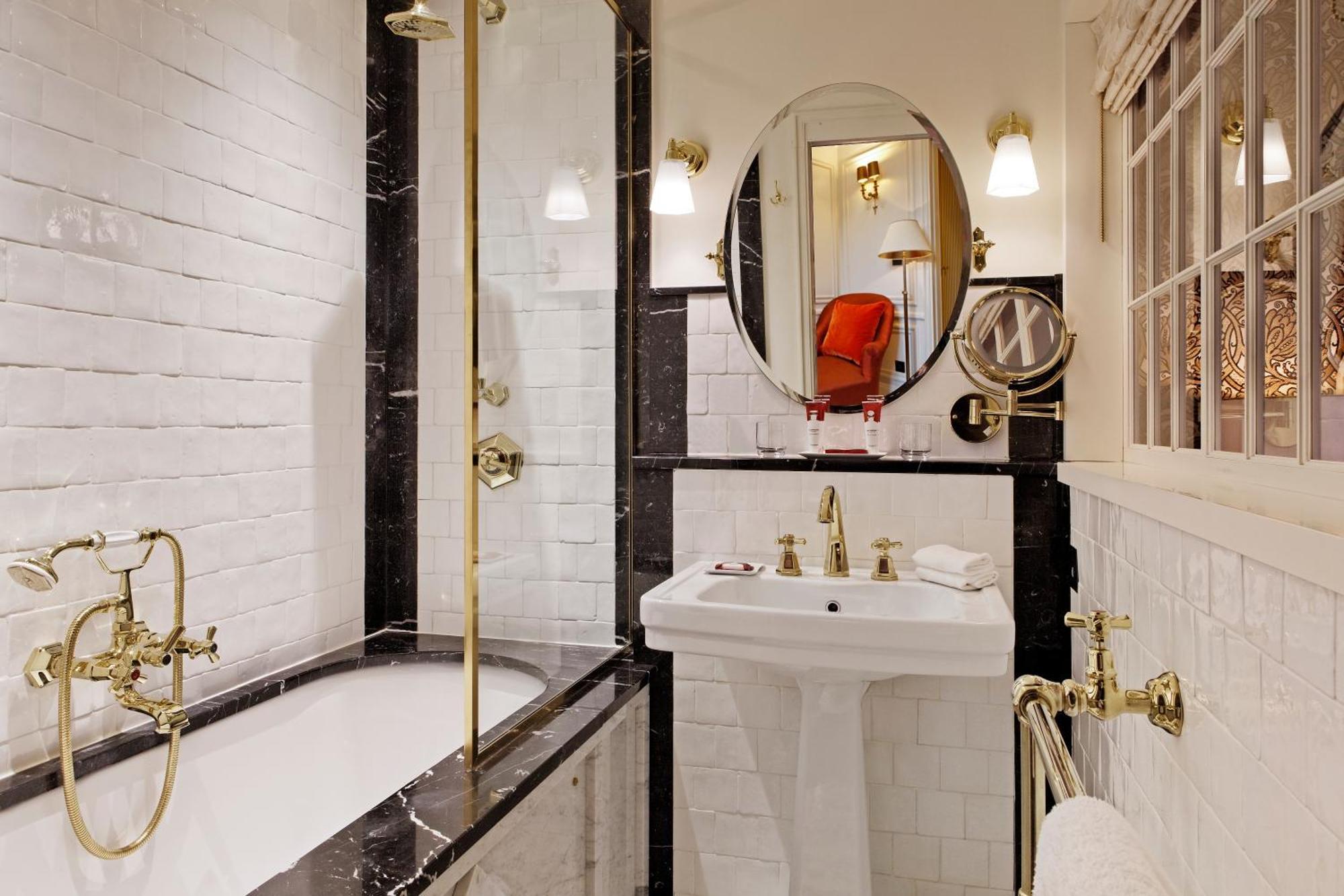 Deluxe Junior Suite