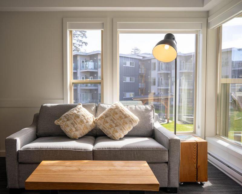 One Bedroom Suite Partial Ocean View