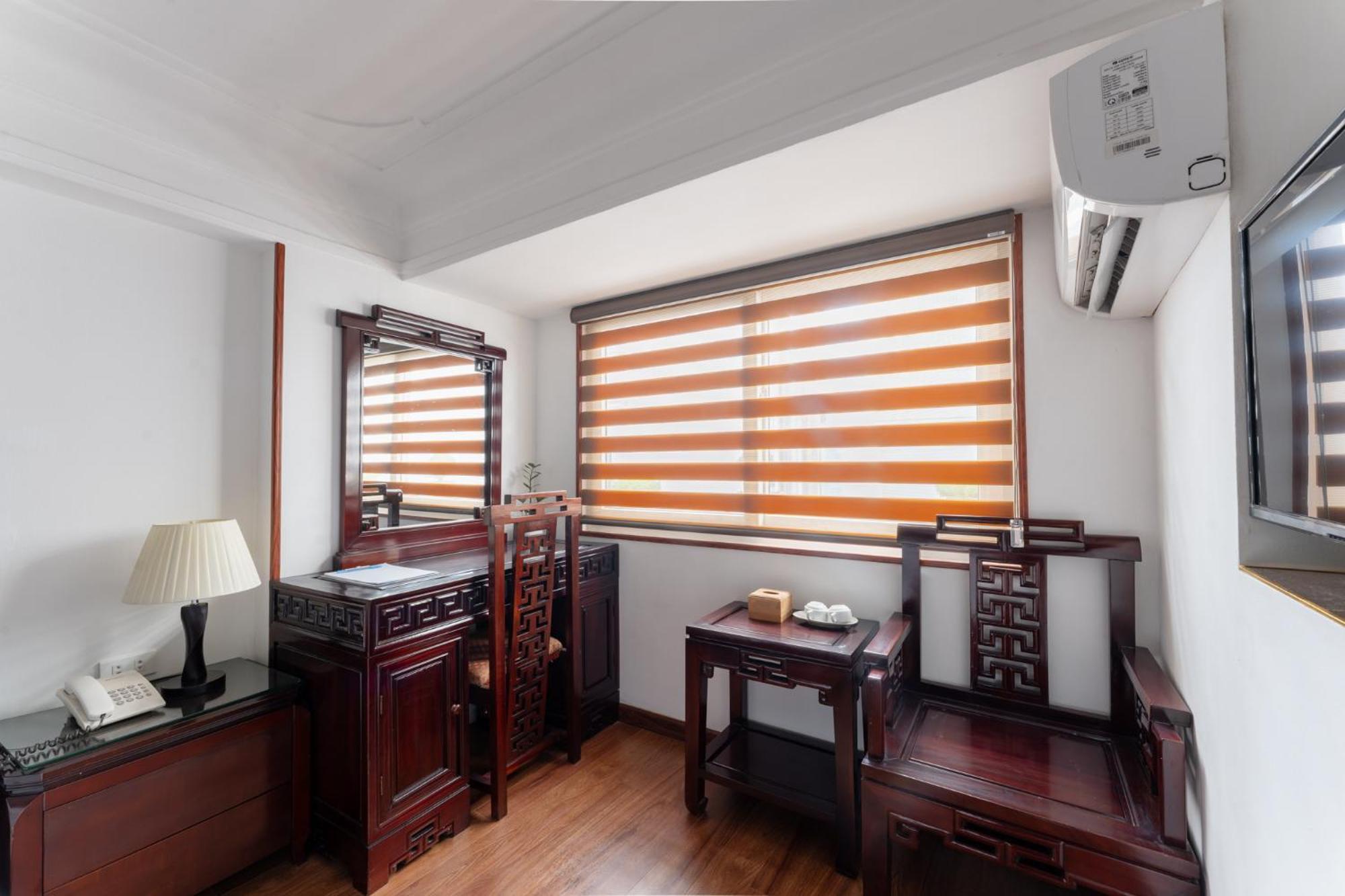 Deluxe Suite