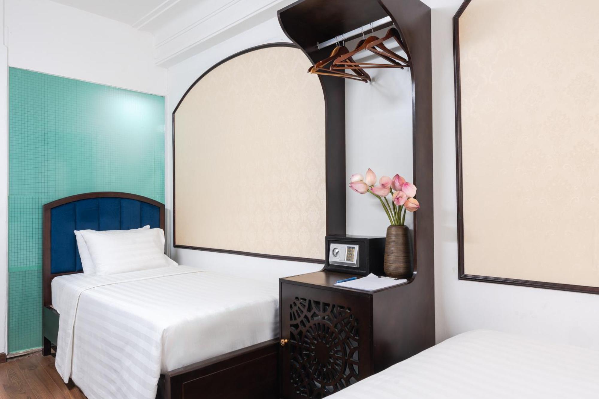 Superior Triple Room