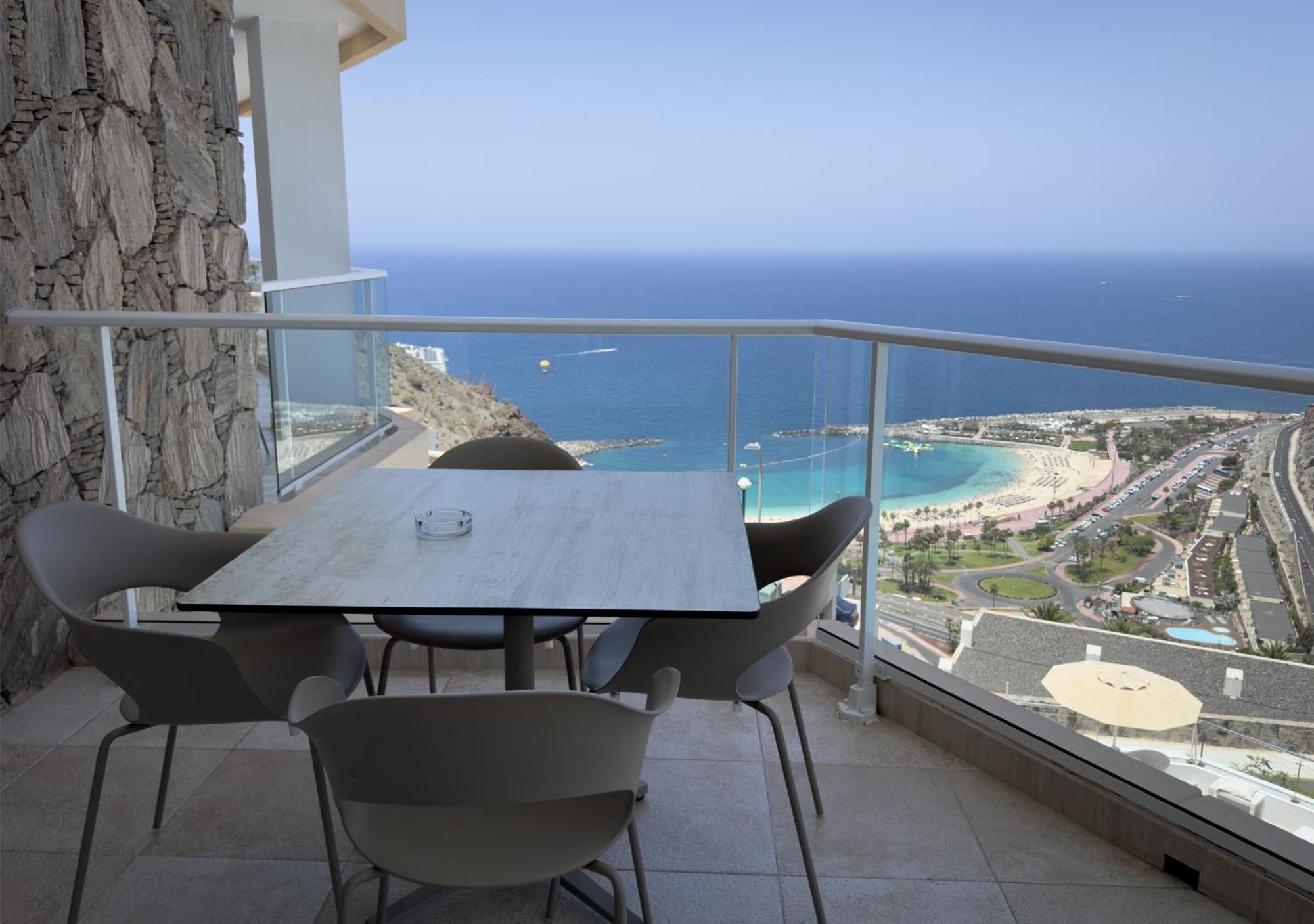 Bedroom Apartment Seaview