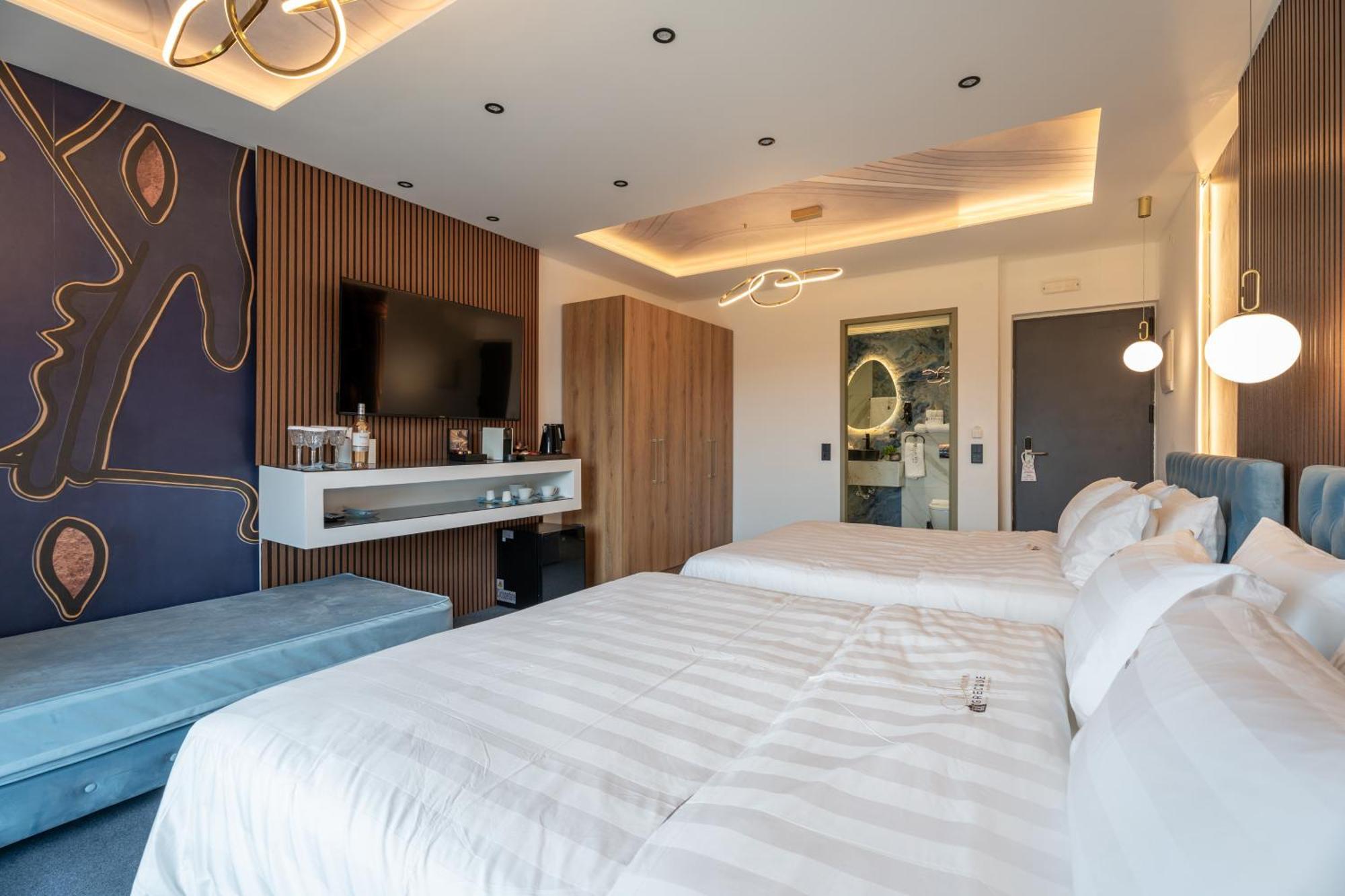 Deluxe Family Suite
