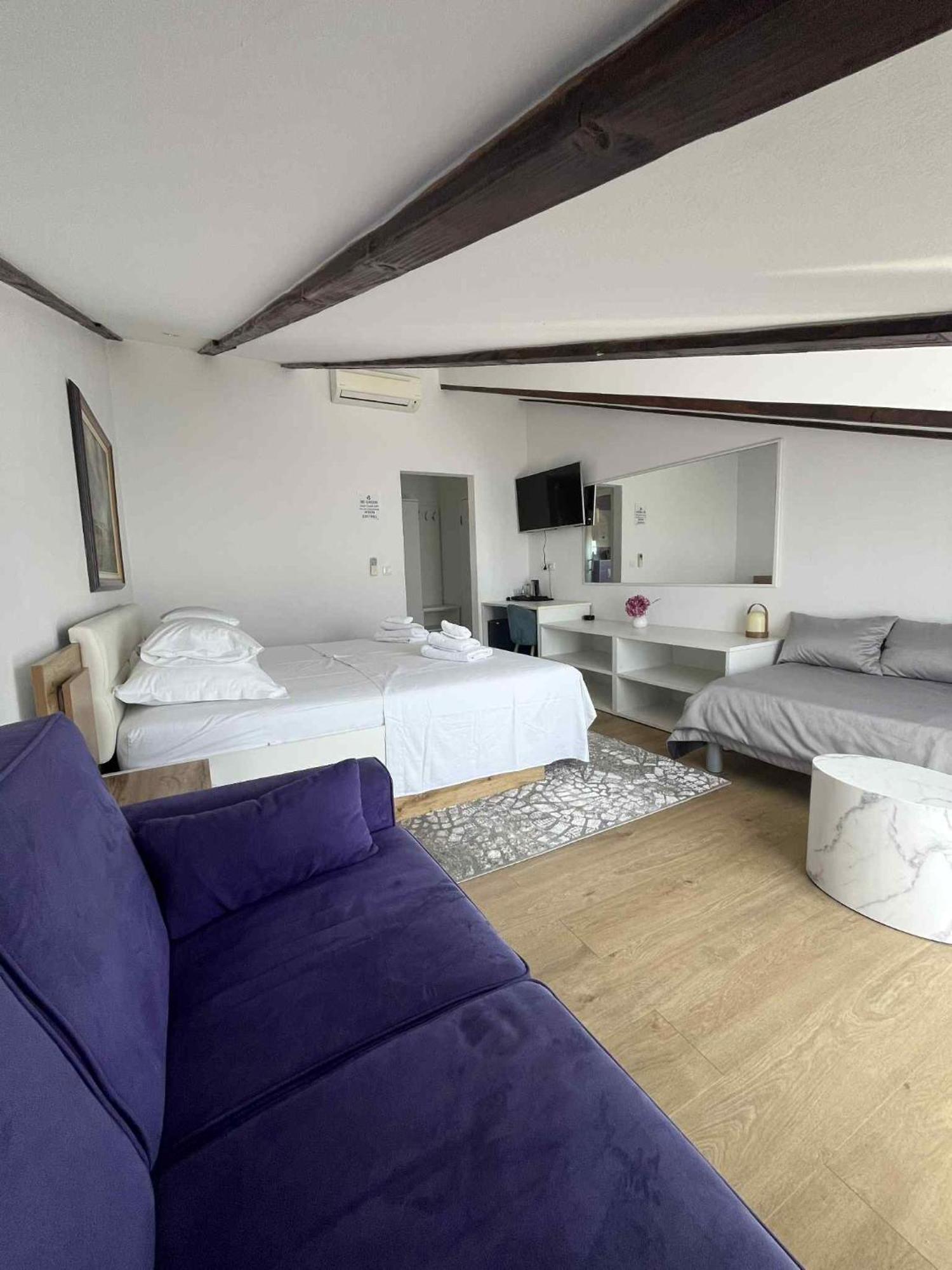 Large Double Room