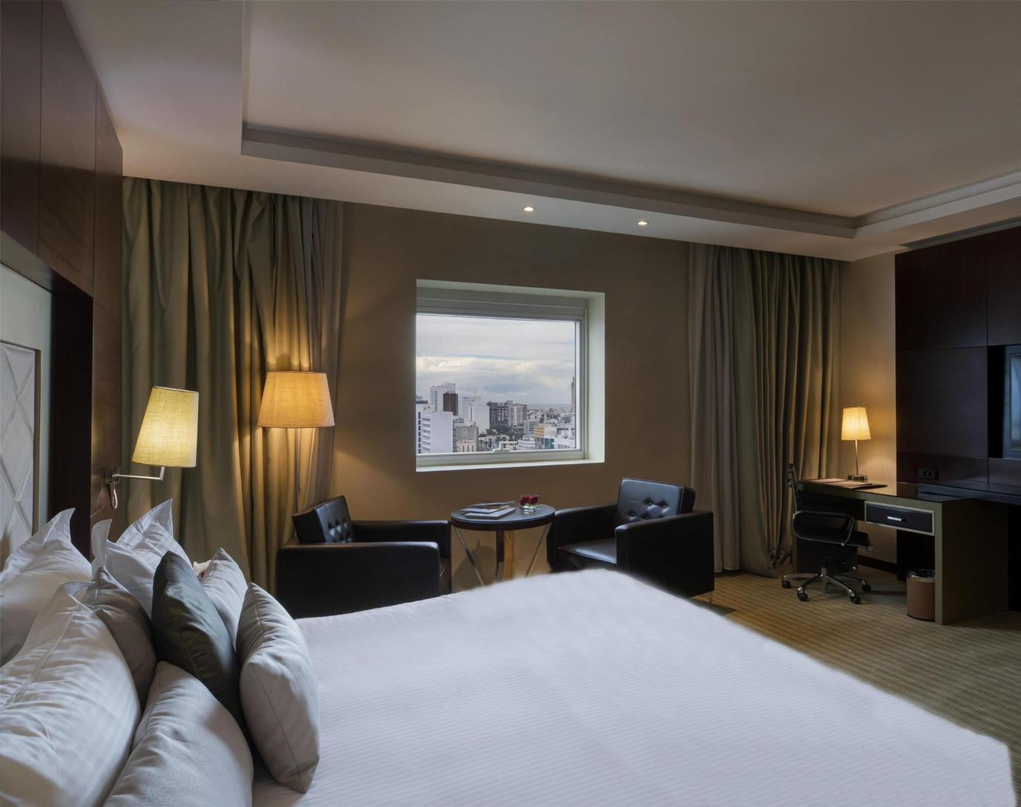 Deluxe King Room