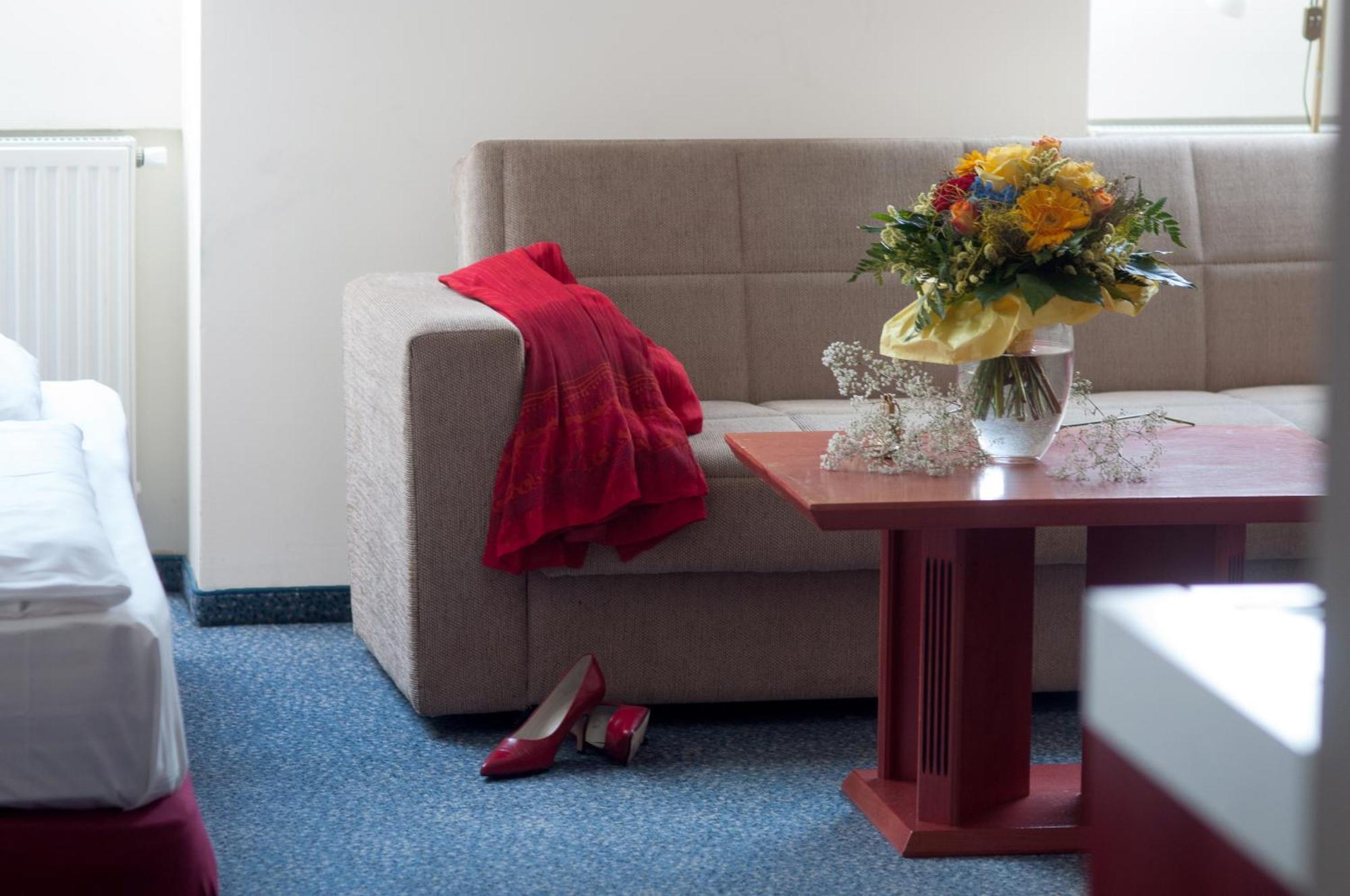 Standard Double Suite