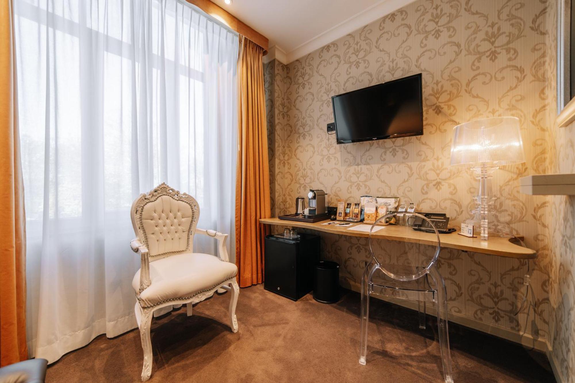Club Double Room