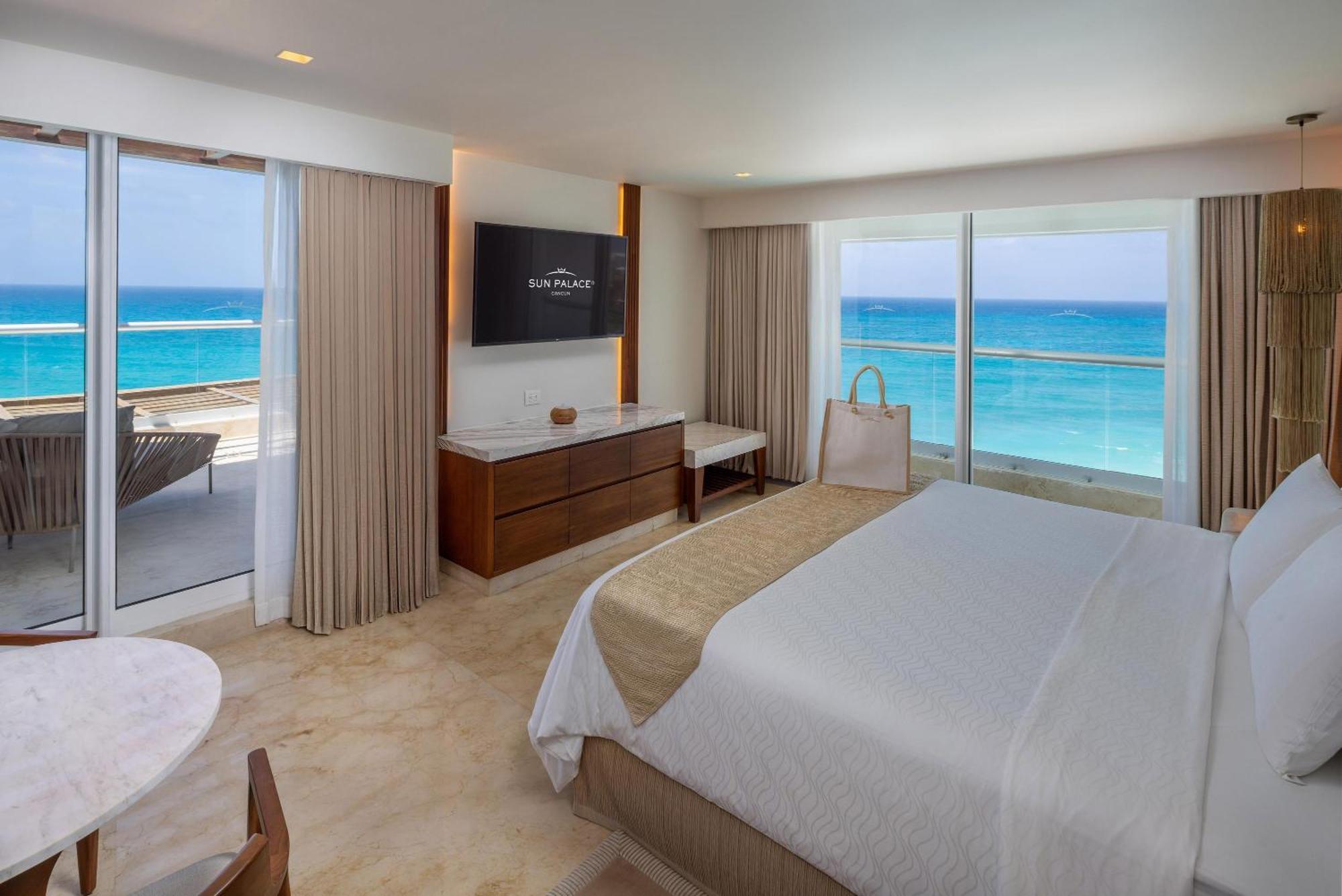 Superior Two Bedroom Presidential Suite Ocean View King Size Bed