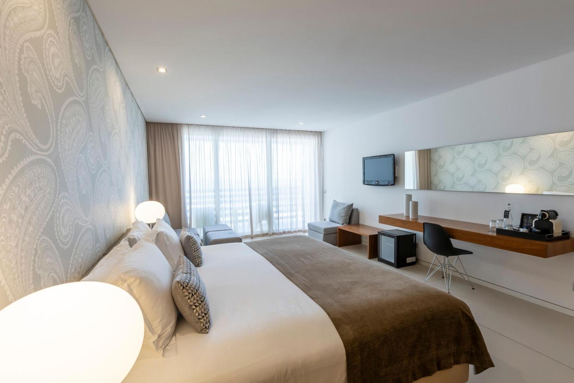Quarto Standard com Cama de Casal ou 2 de Solteiro
