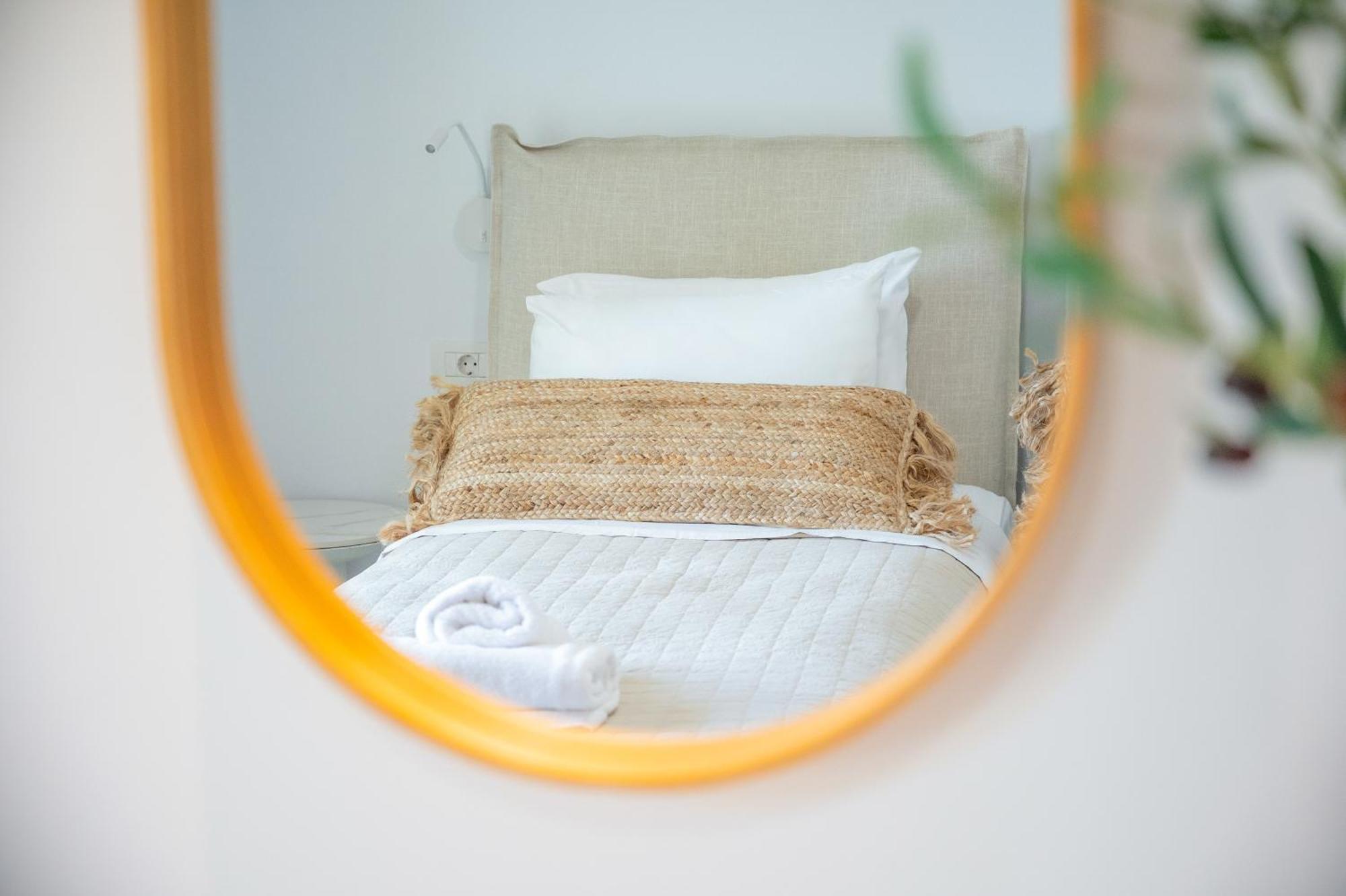 Deluxe Double or Twin Room Pool View