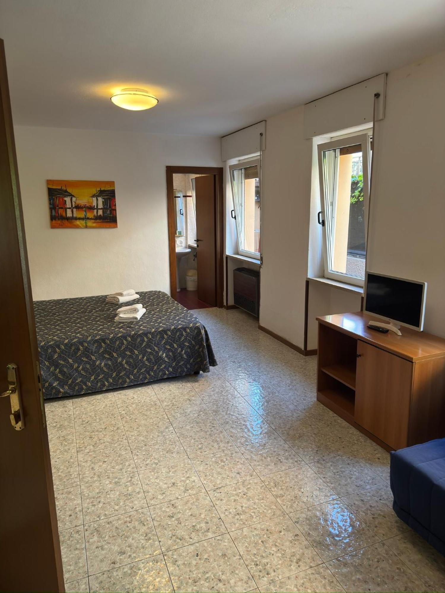 Economy Double Room