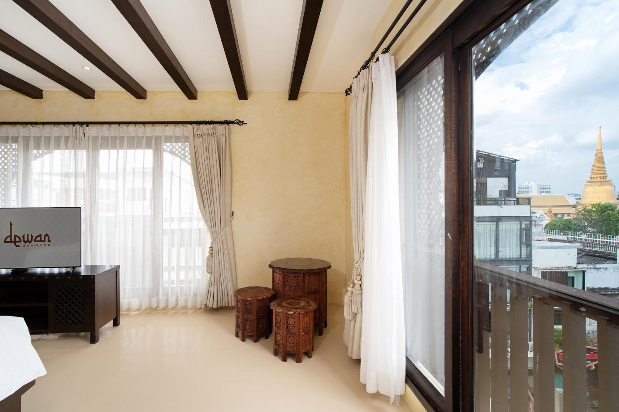 King Room