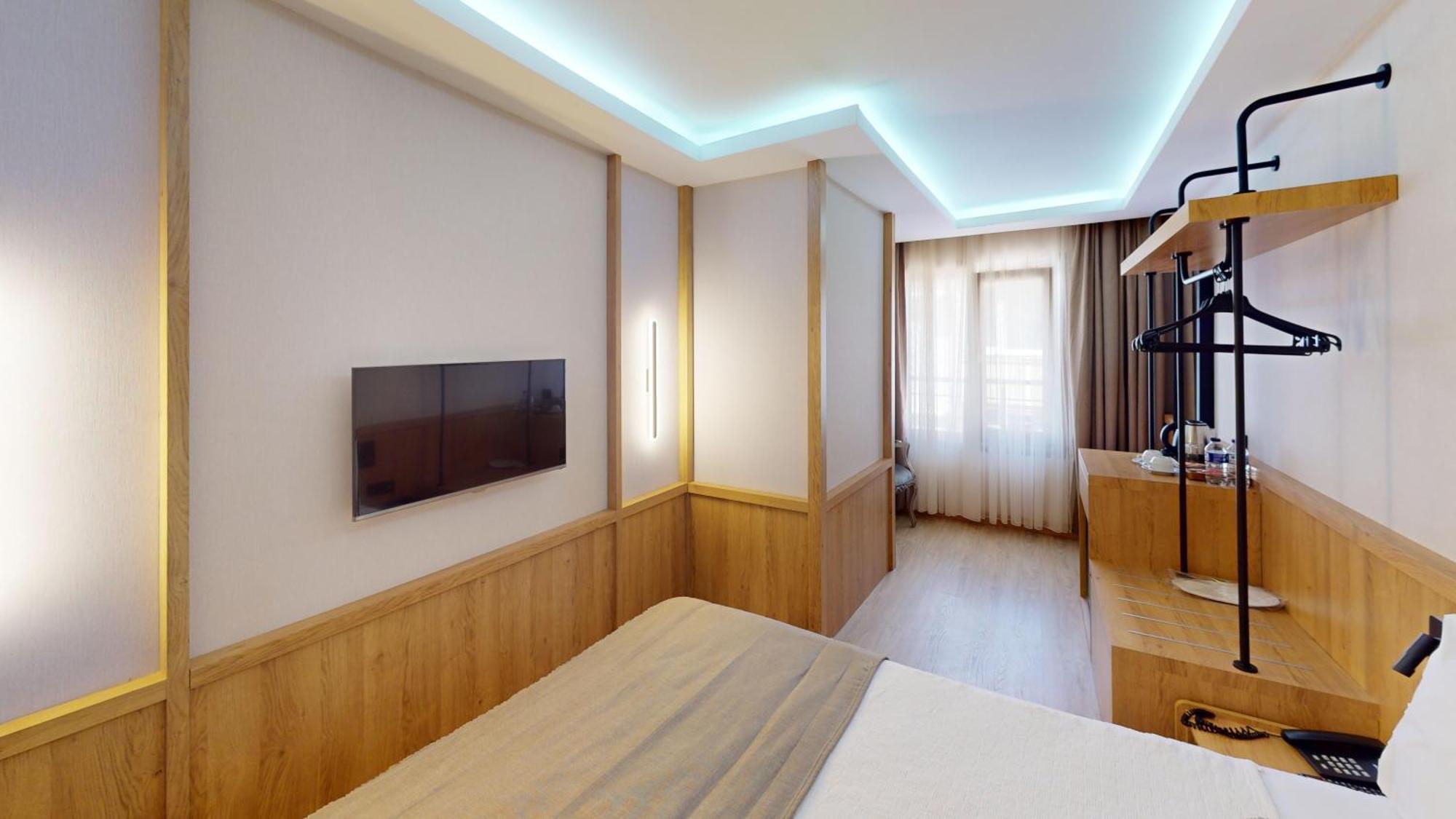 Economy Single Room
