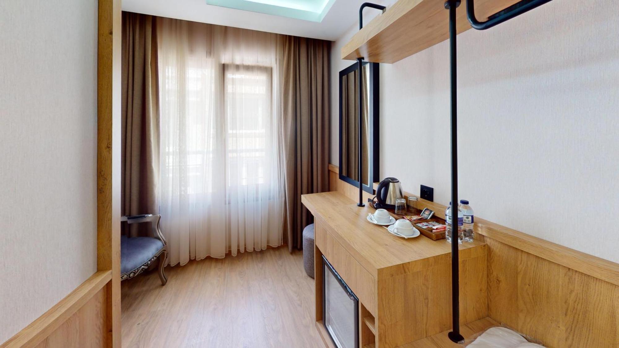 Economy Single Room