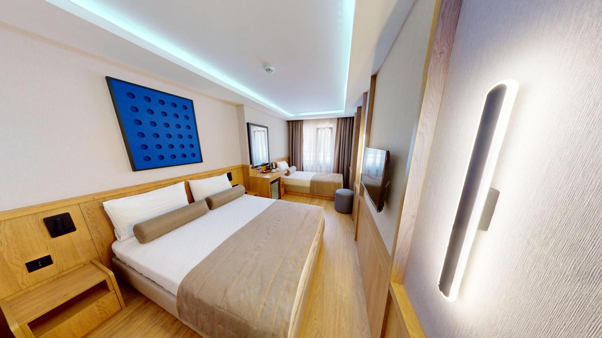 Superior Triple Room