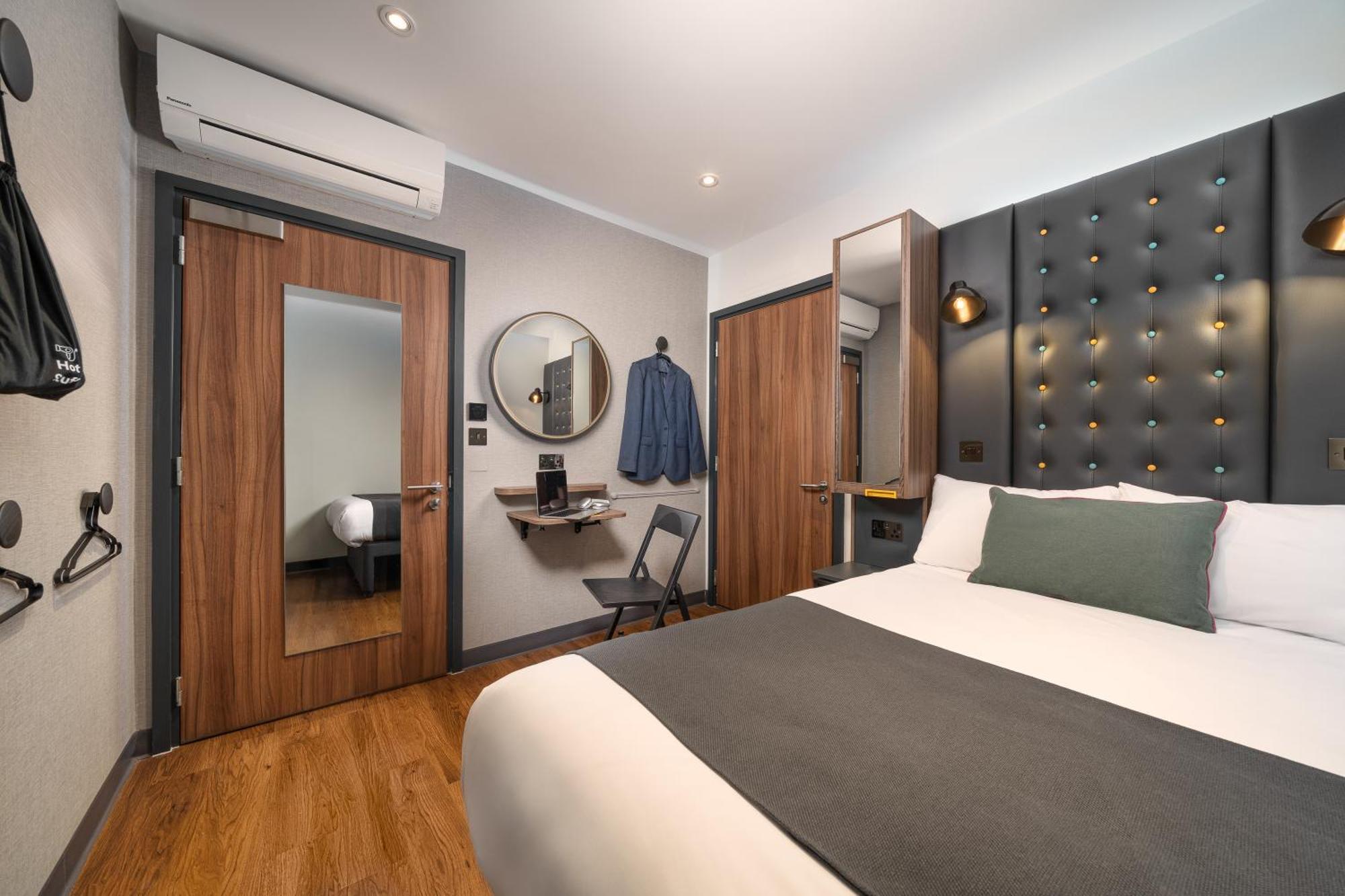 Accessible Double Room no Window