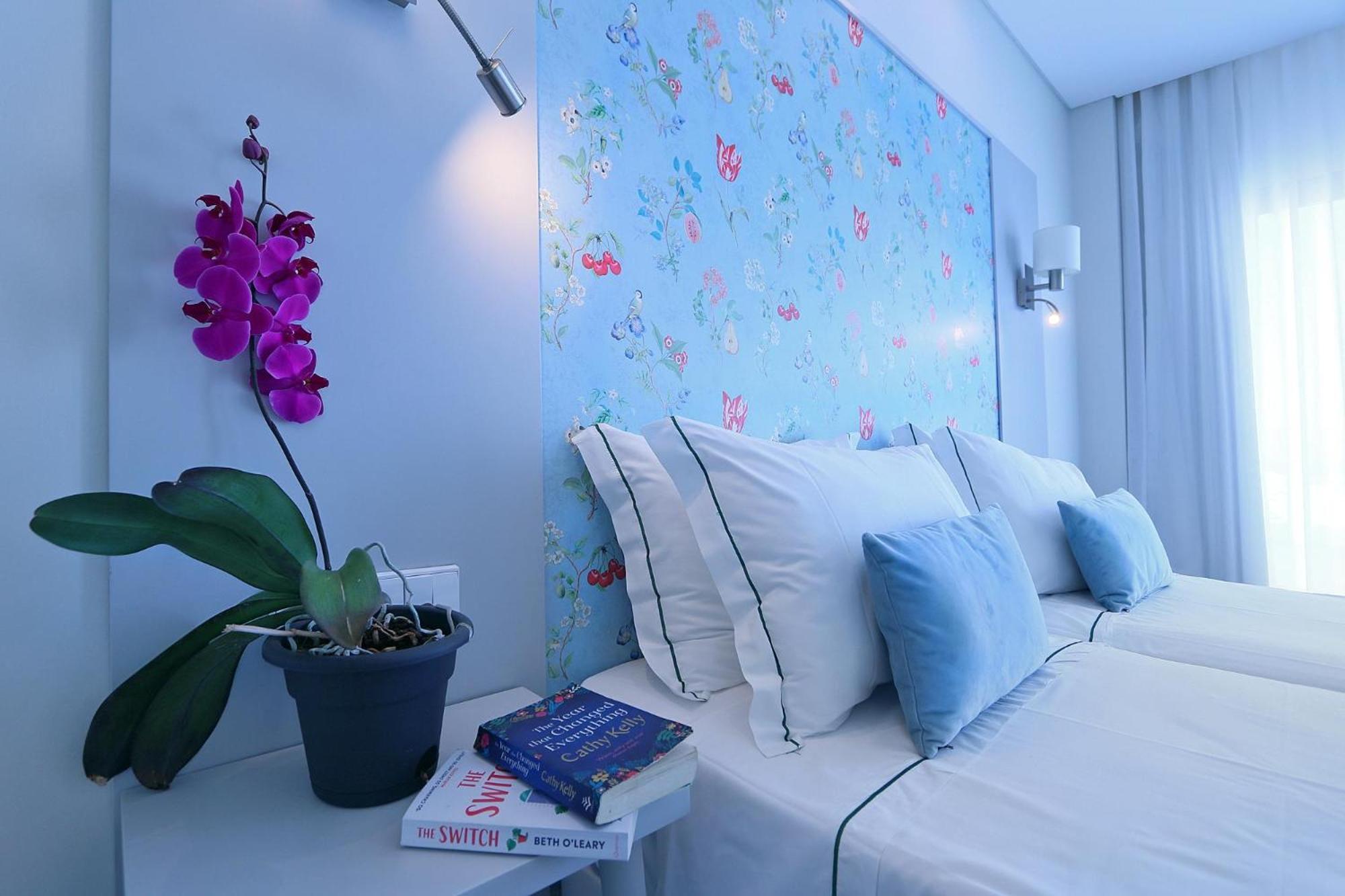 Premium Twin Room