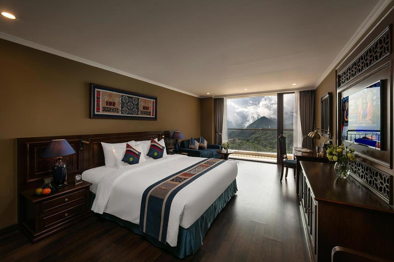 Deluxe Double or Twin Room Mountain View