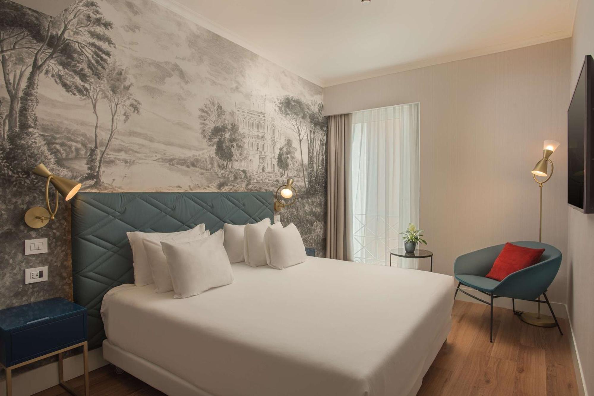Family Suite with Extra bed (2 Adults + 1 Child)