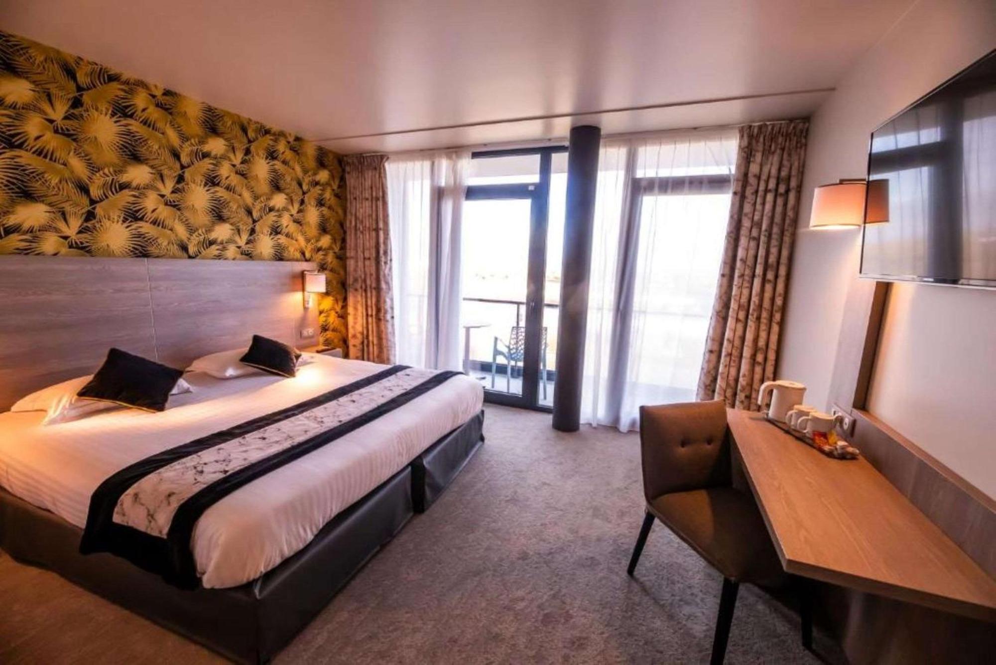 Junior King Suite Terrace Panoramic View Spa Access Non-Smoking