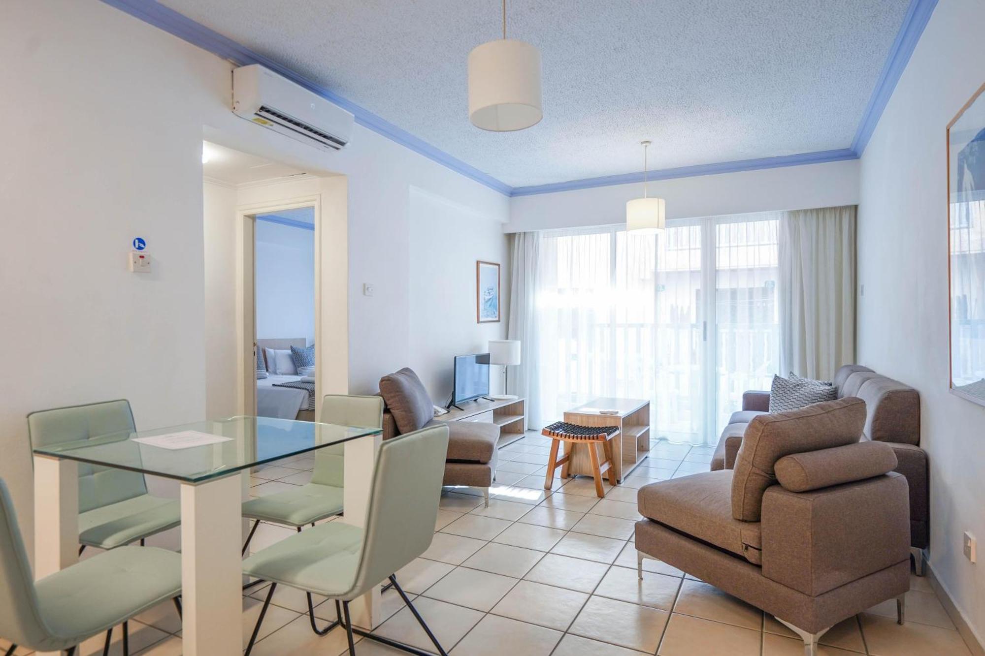 One-Bedroom Suite