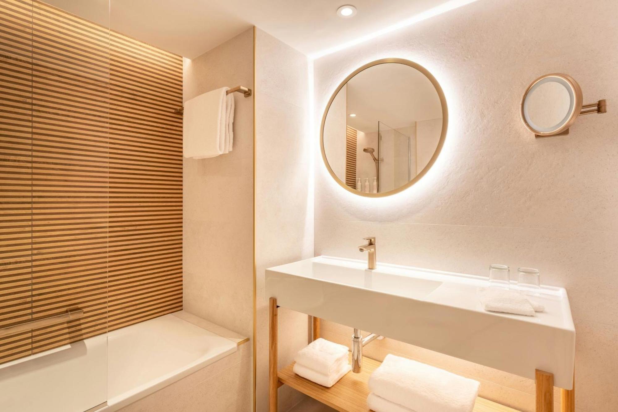 Superior Guest Room Two Single Beds Main Building