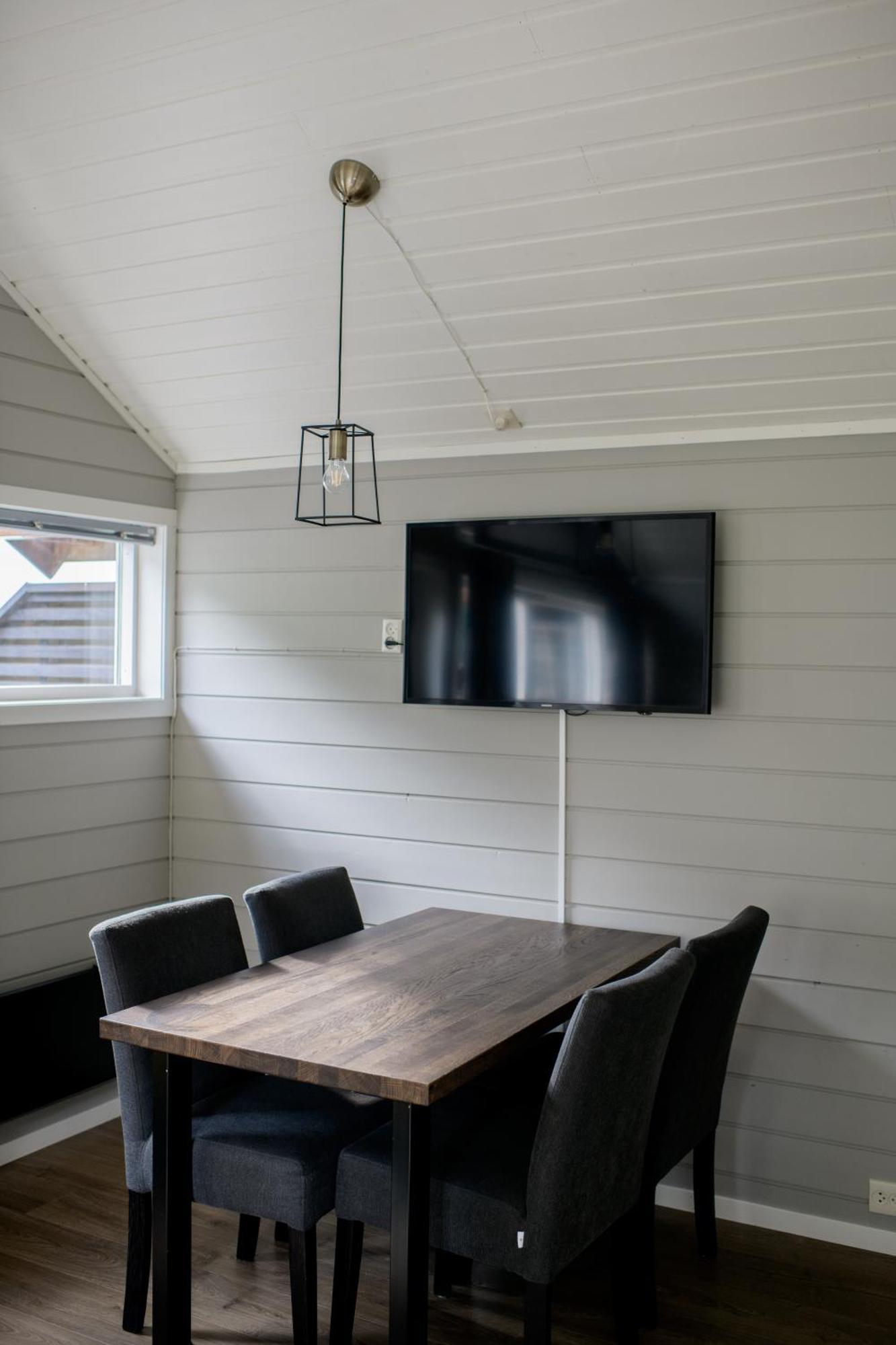 One-Bedroom Cottage