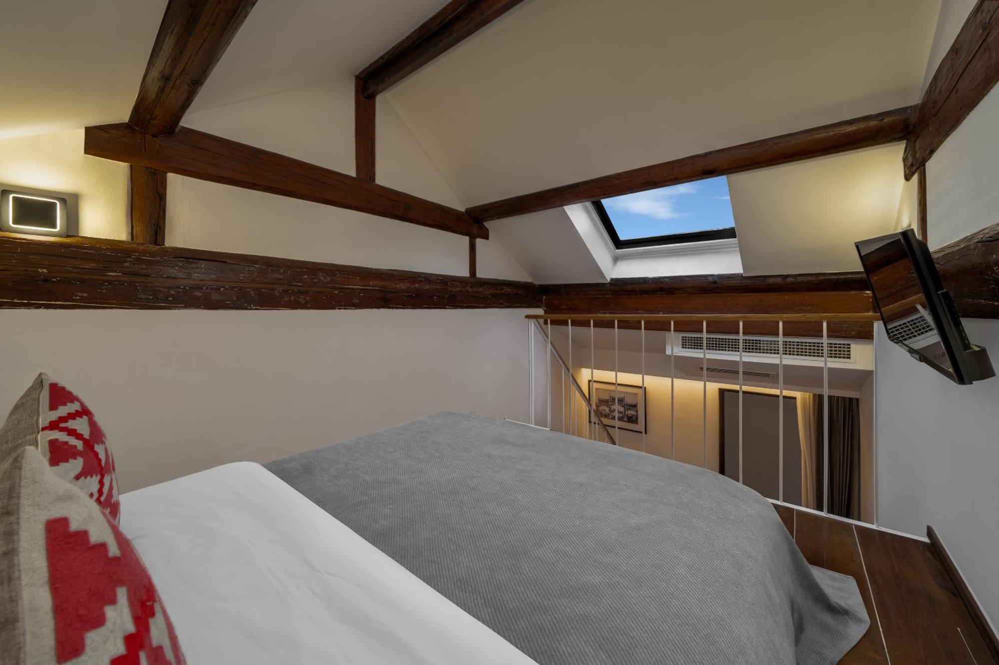 Double Room Patio