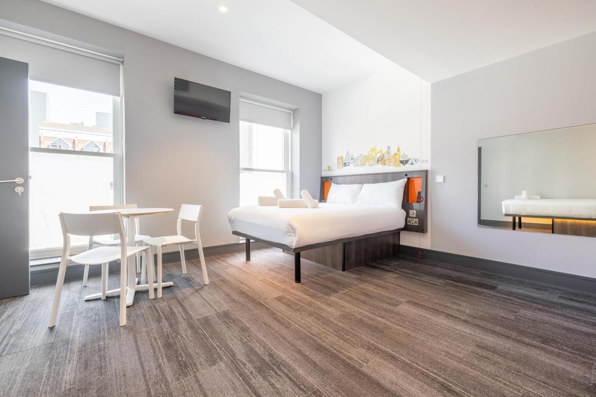 Accessible Triple Room