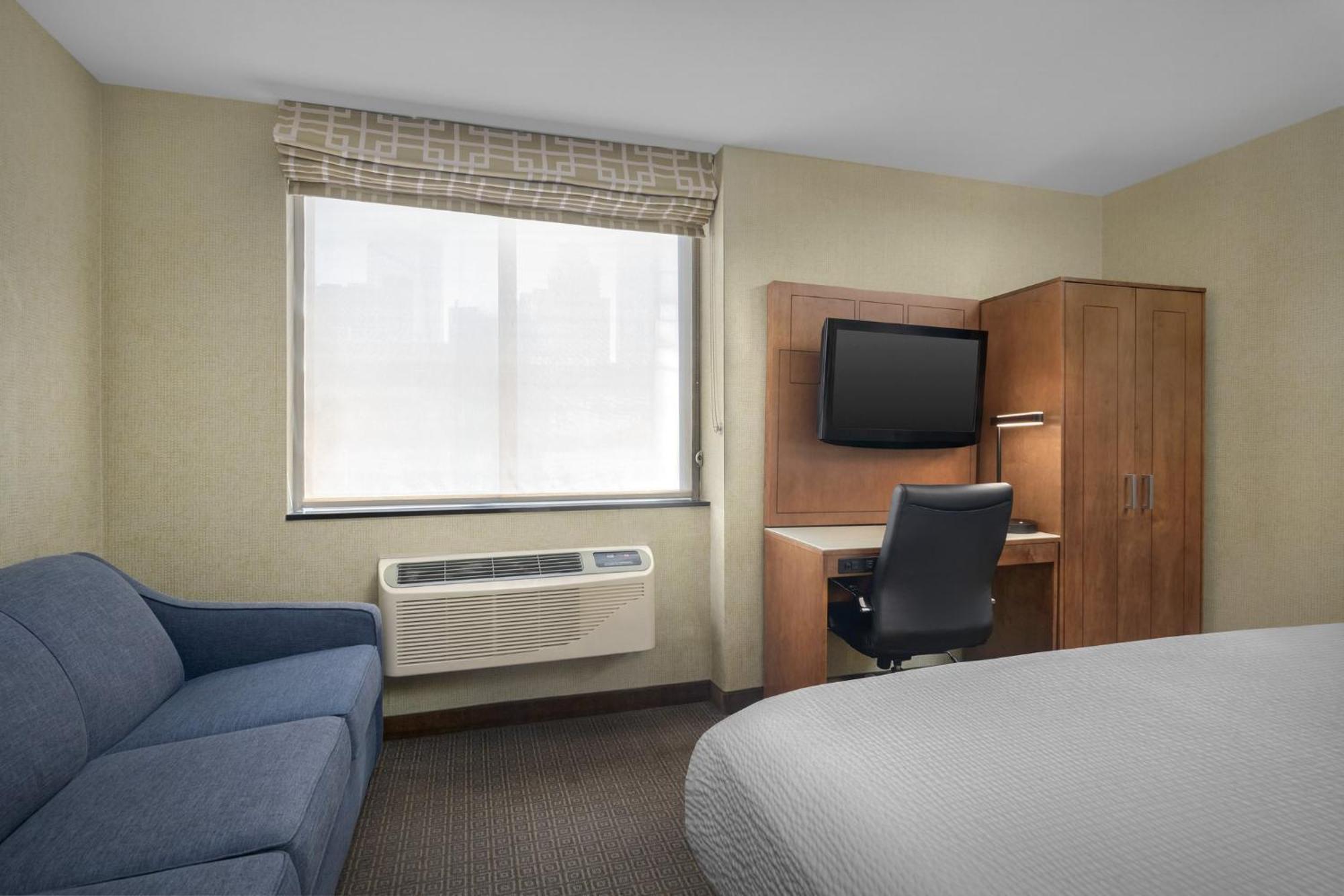 Standard King Room