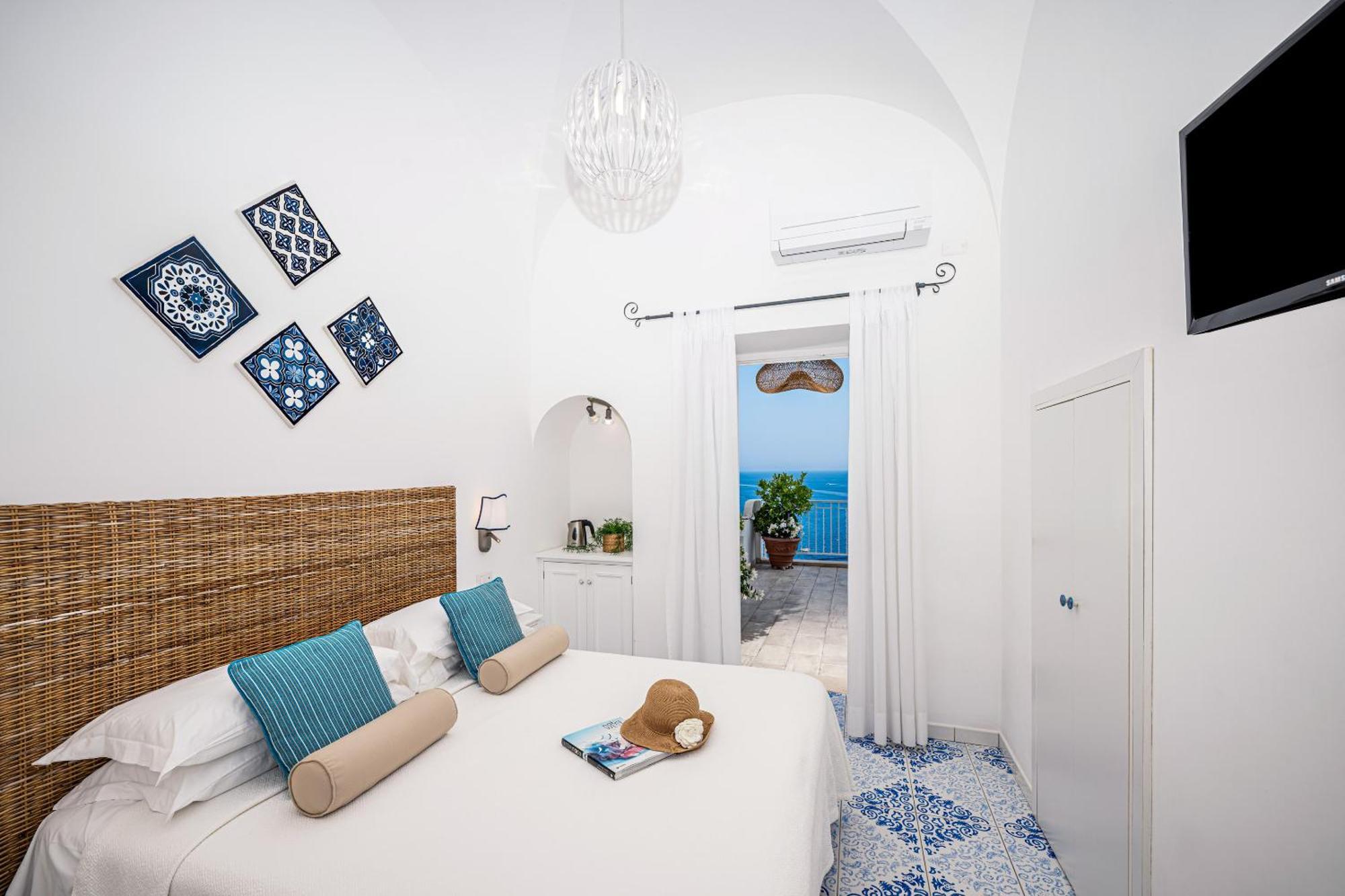 Superior Double or Twin Room Sea View