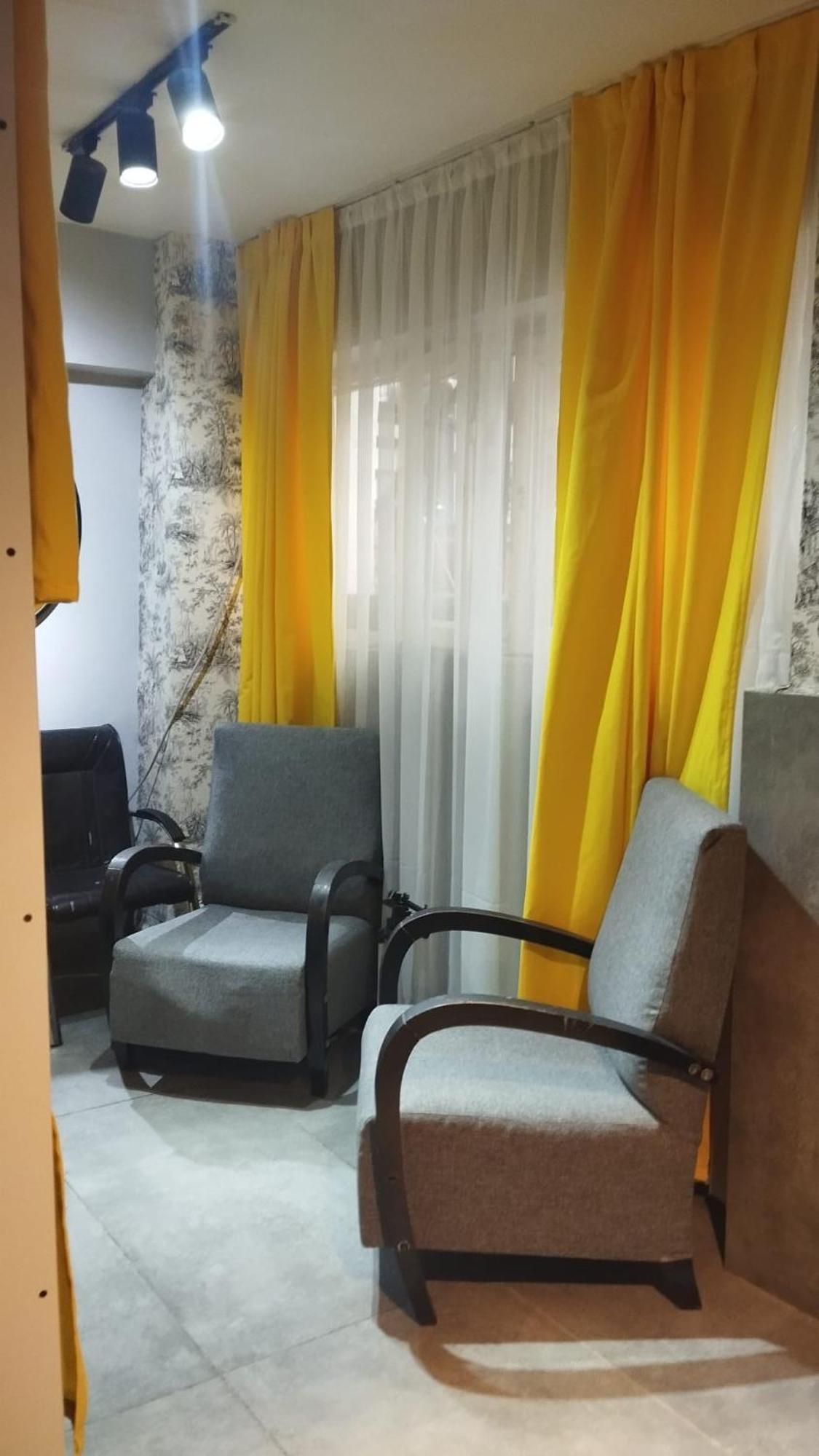 6-Bed Mixed Dormitory Room