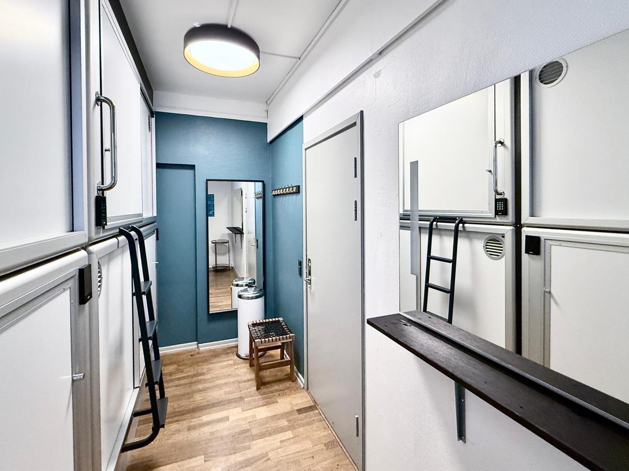 Bed 4-Bed Mixed Dormitory Room
