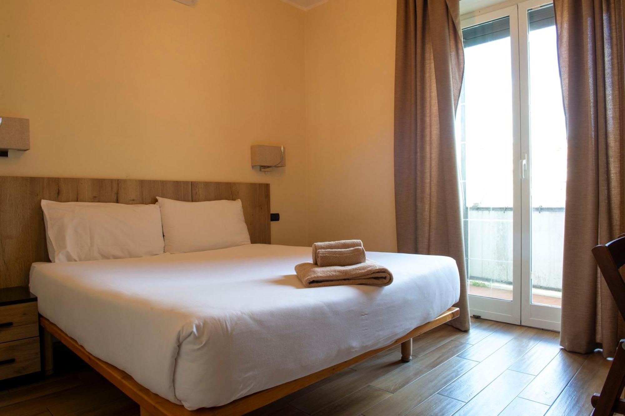 Single Room Balcony