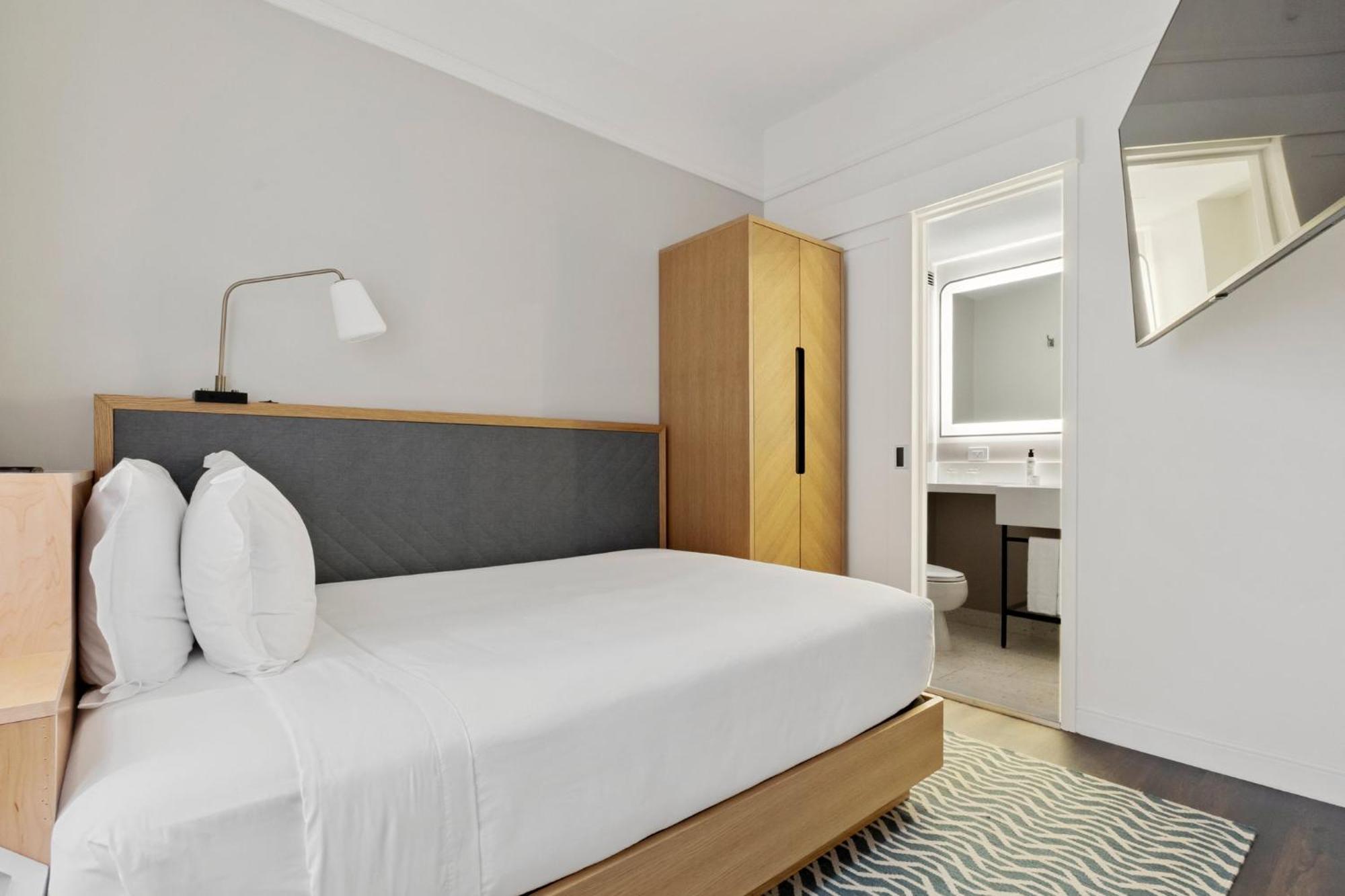 Newly Renovated Double Room,1686421775:JPEG