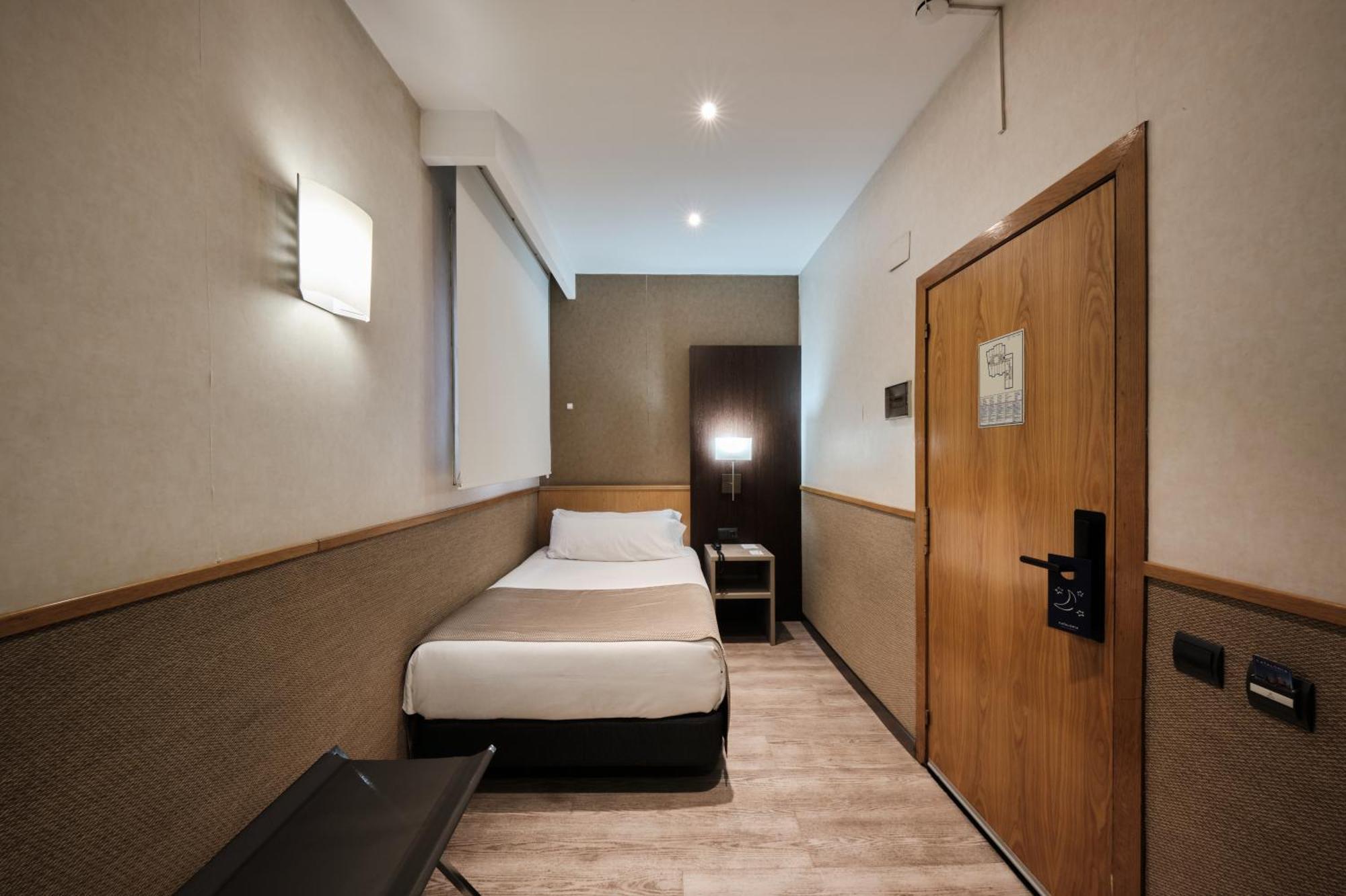 Single Room,1686423219:JPEG