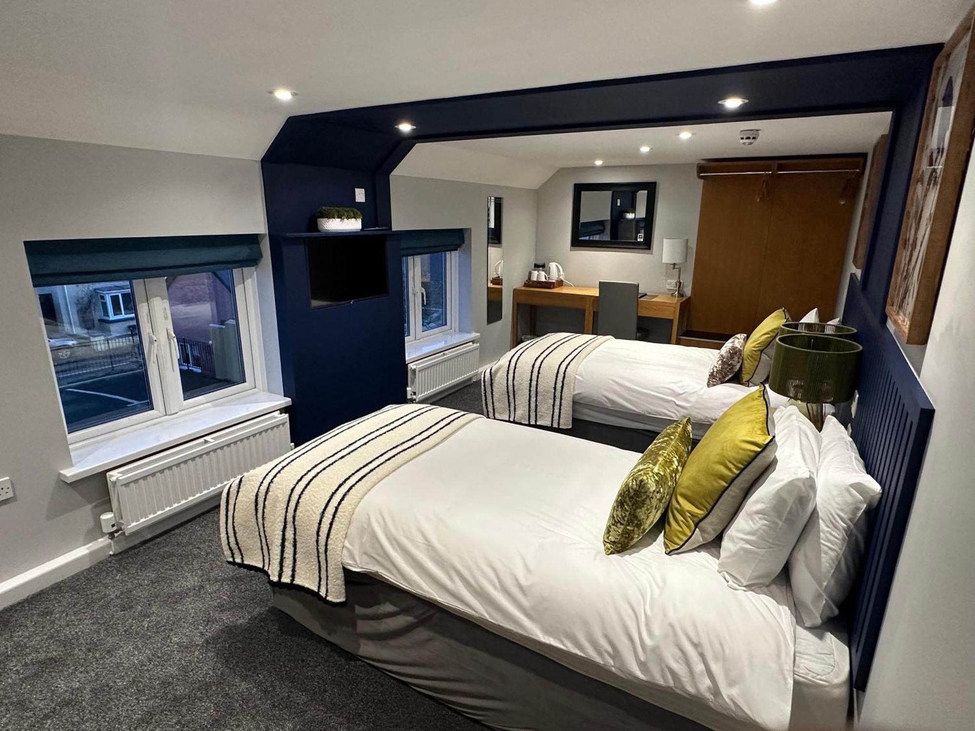 Large Twin Room