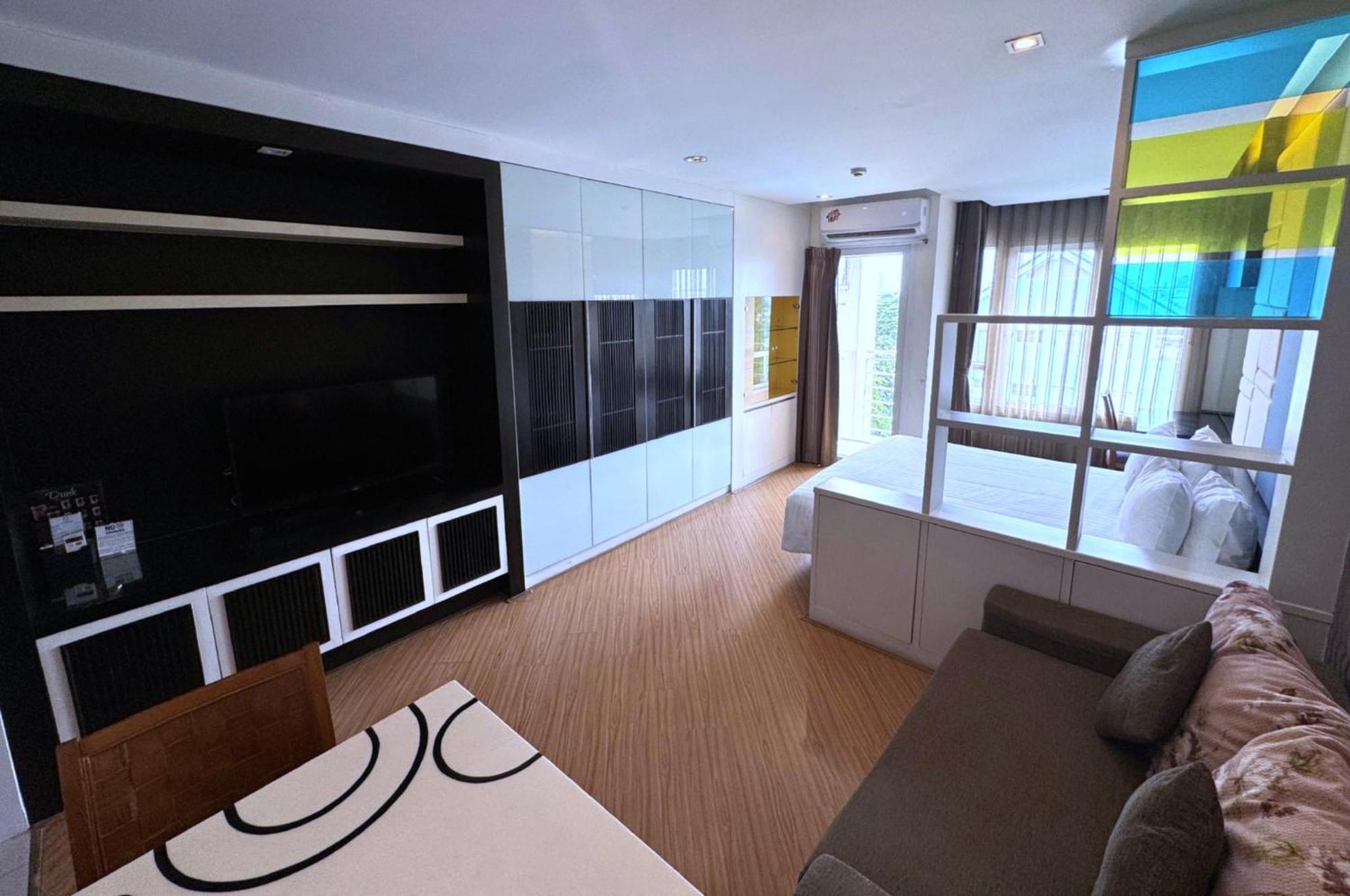 Deluxe Double Room City View