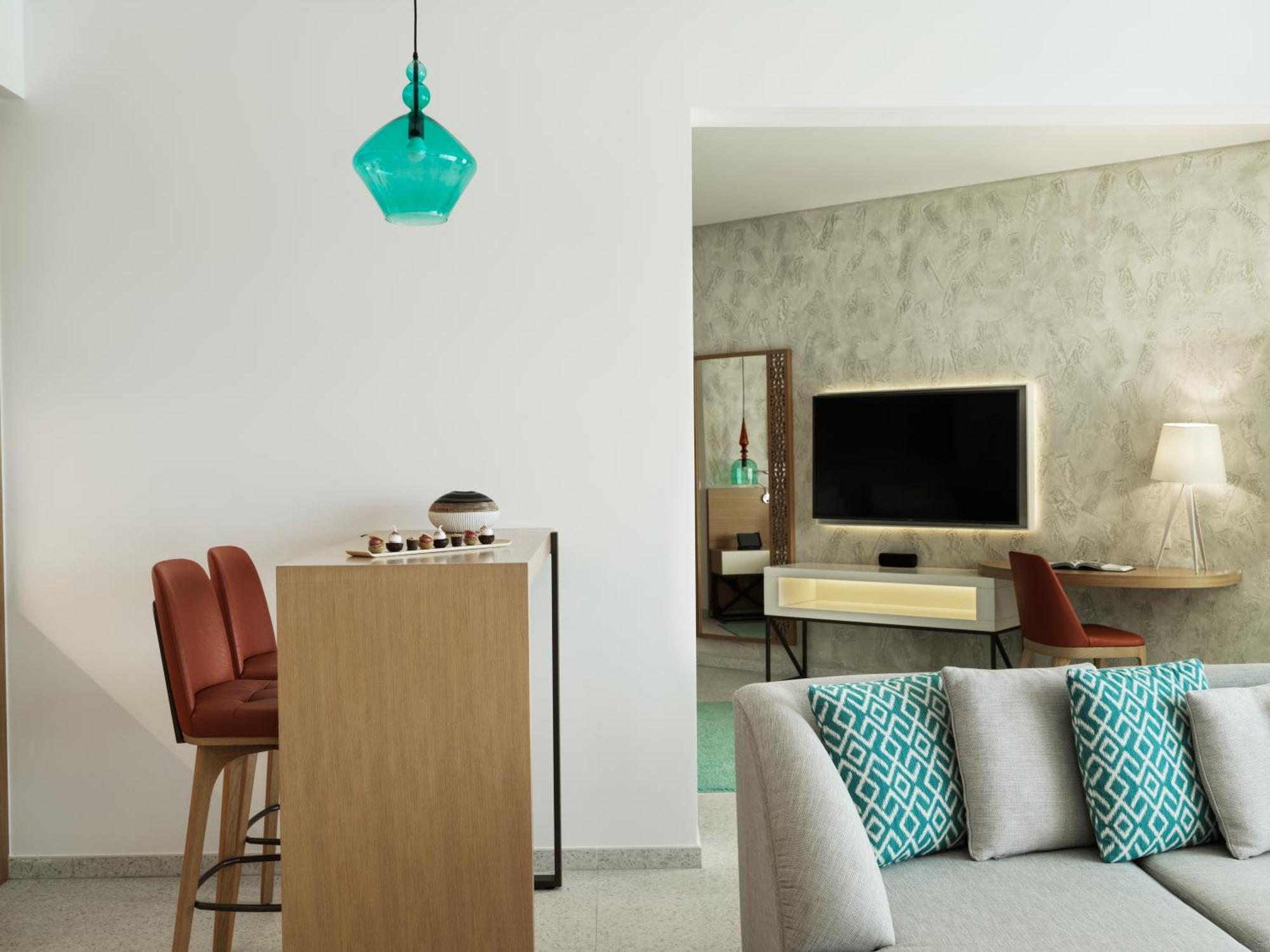 Junior Suite avec vue sur mer partielle