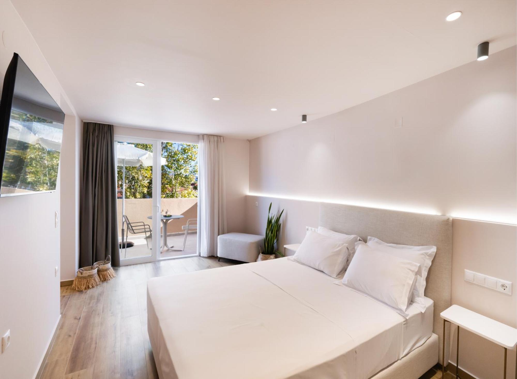 Queen Suite