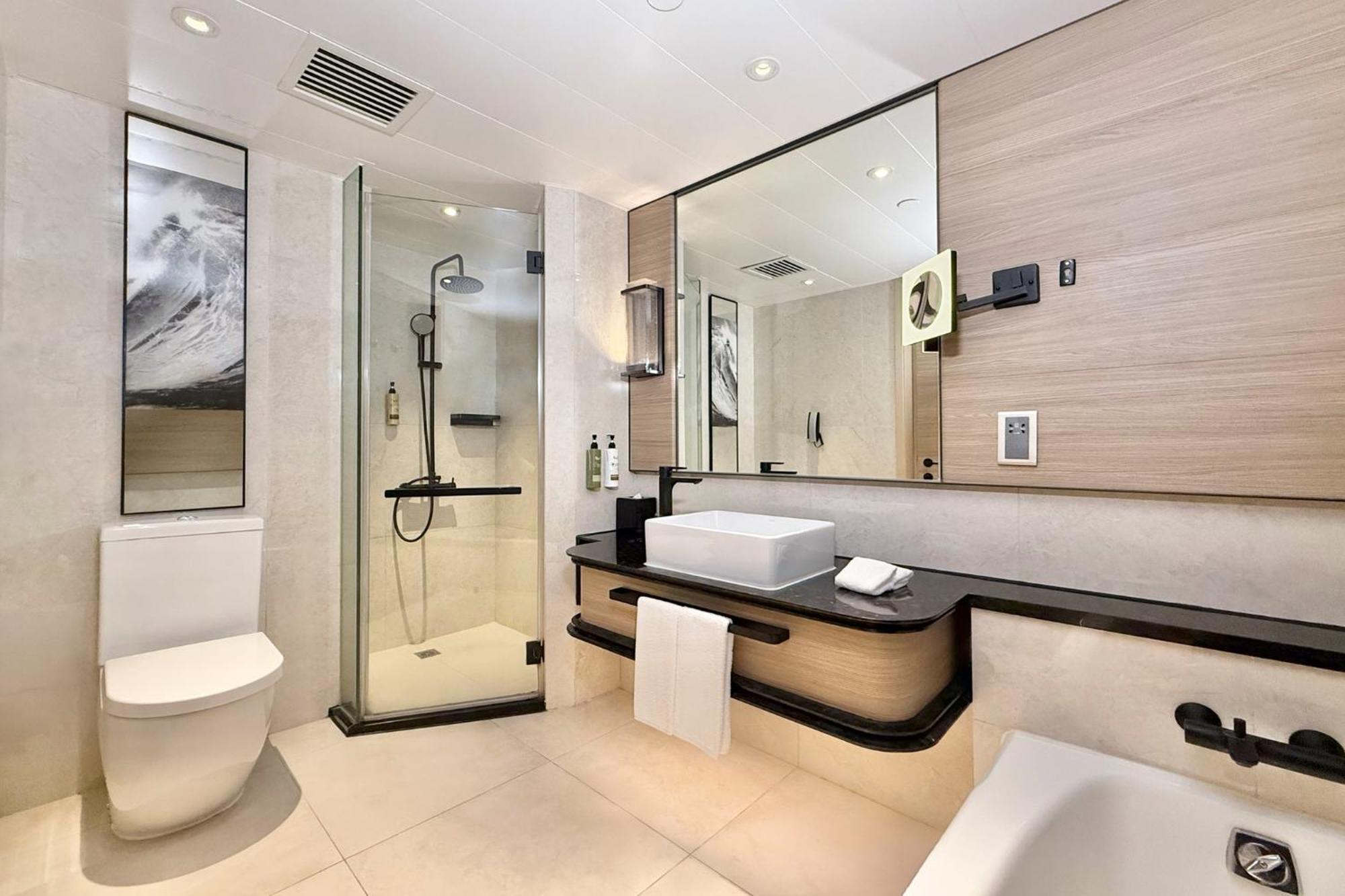 King or Twin Room Harbour View