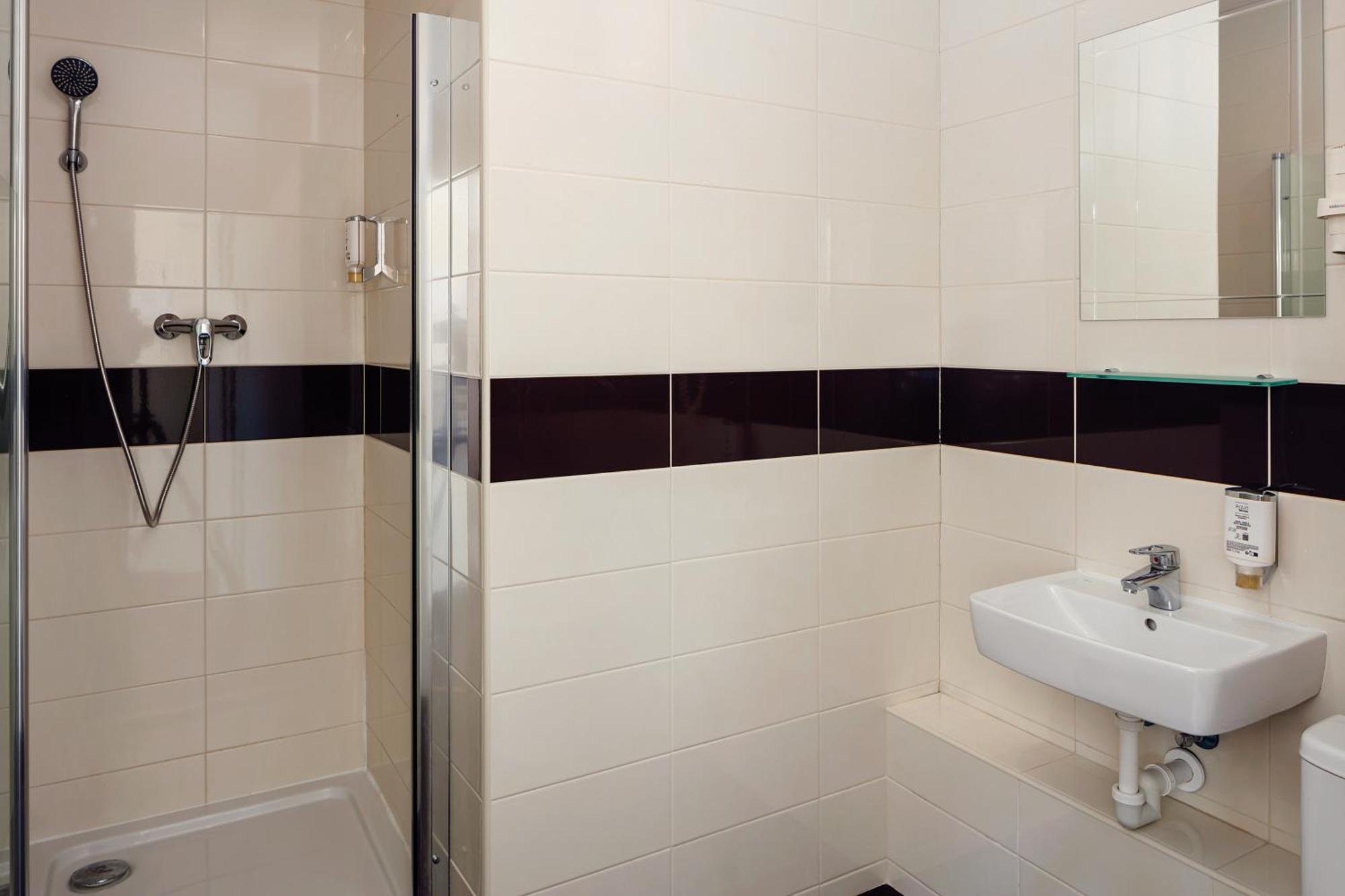 Superior Double or Twin Room Air-Conditioning