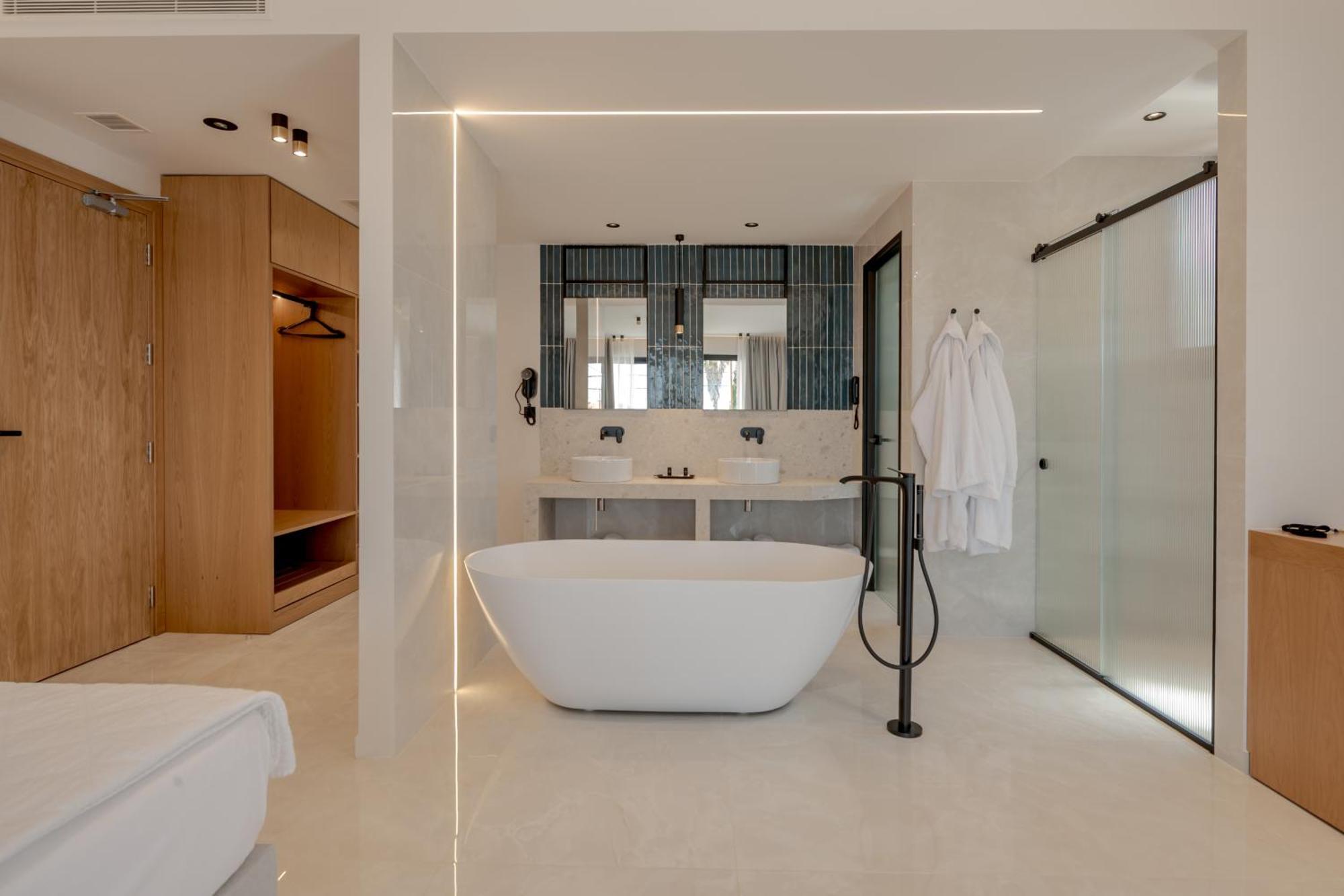 Standard Suite