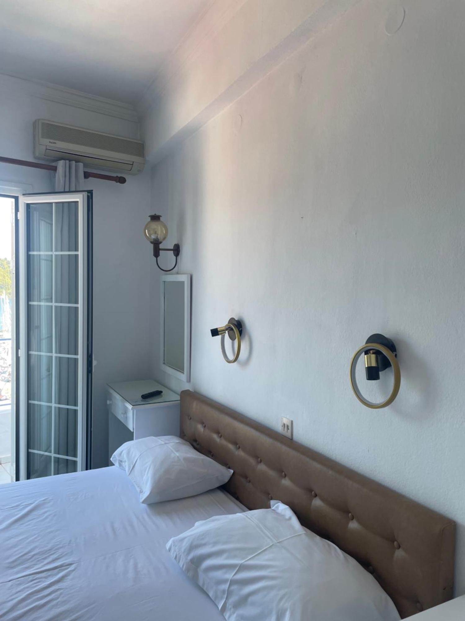 Double or Twin Room Sea View