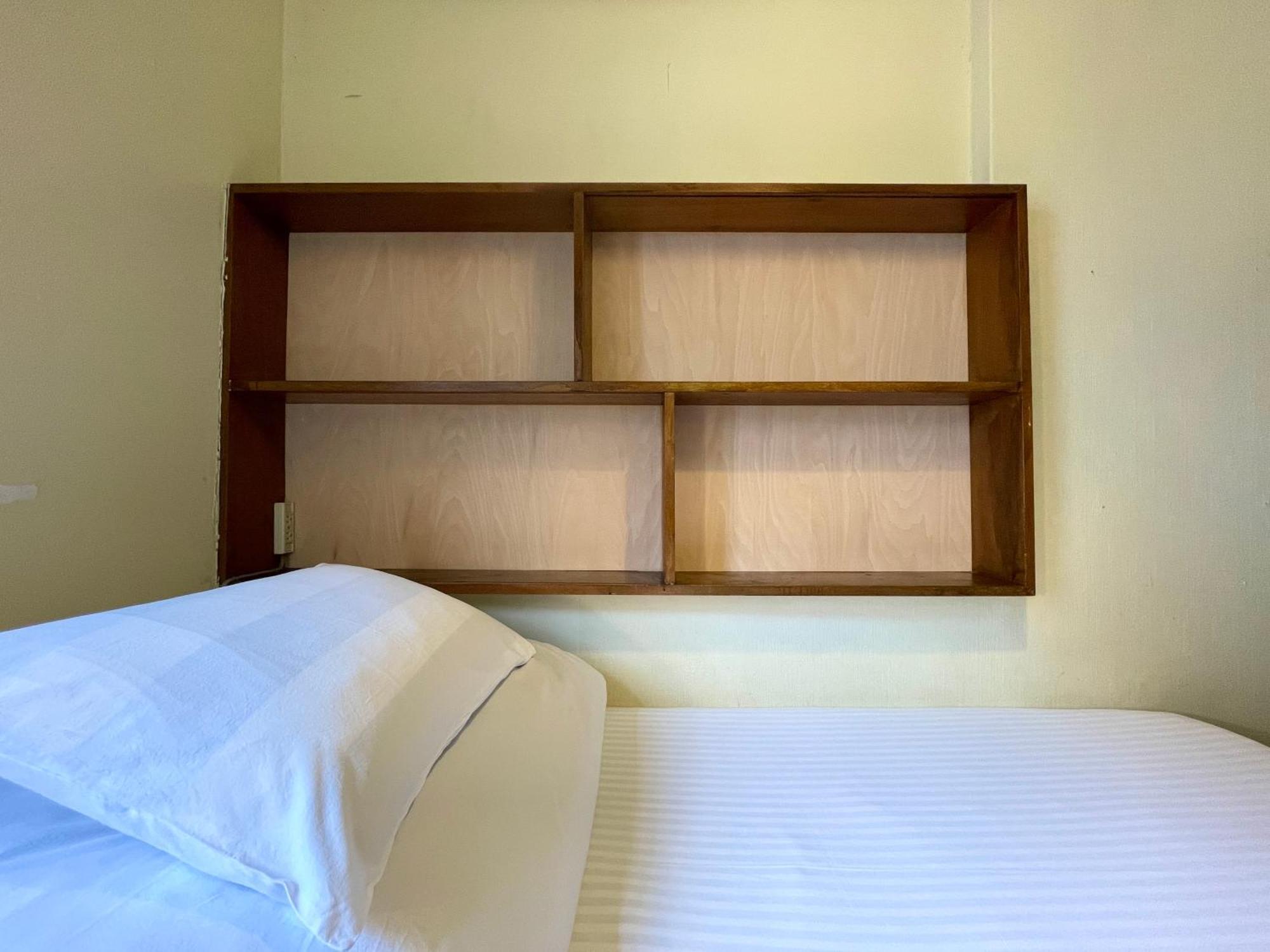 Single Room Shared Shower Toilet