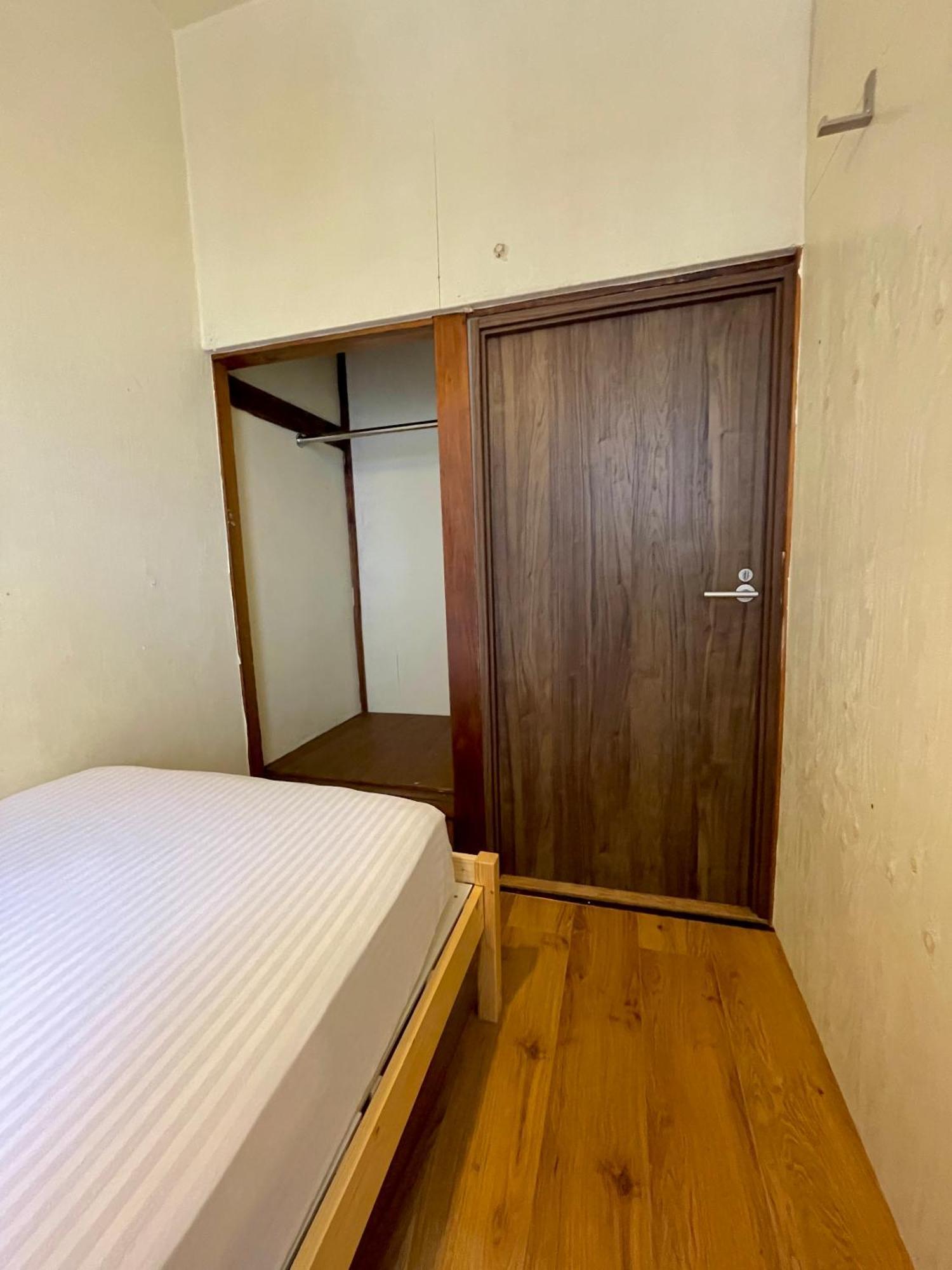 Single Room Shared Shower Toilet