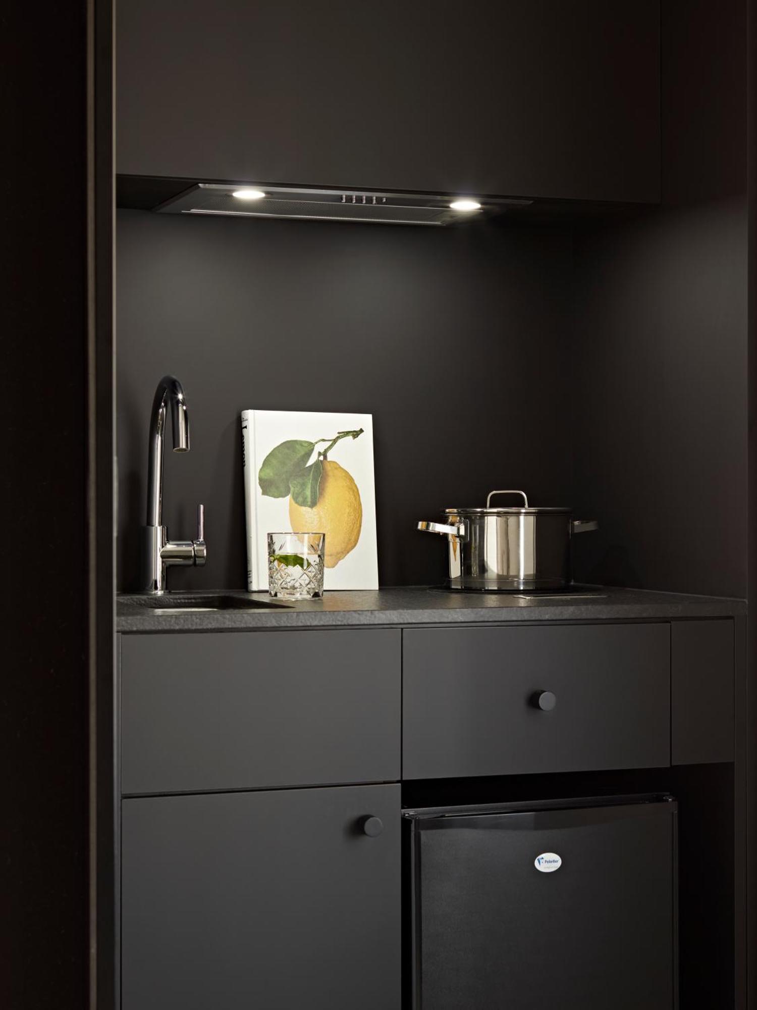Medium Room
