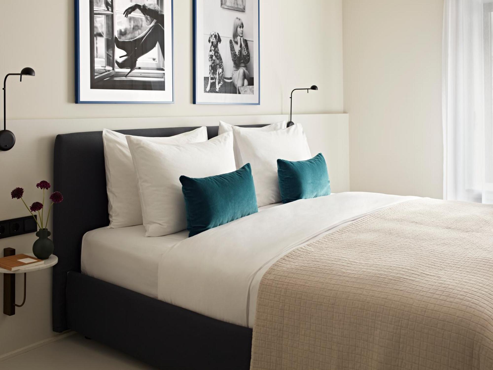 Large Room Accessible