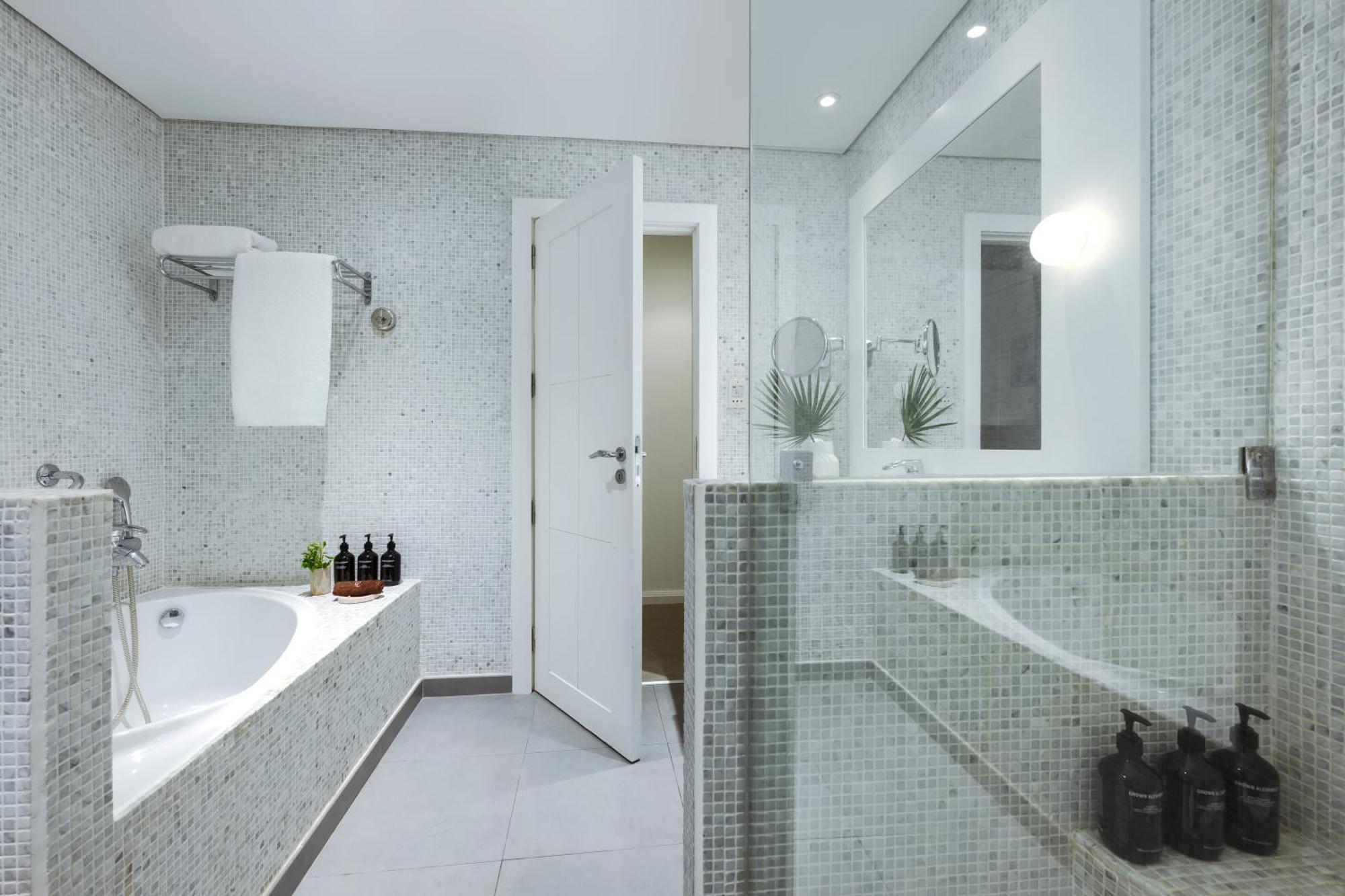 Ocean Suite